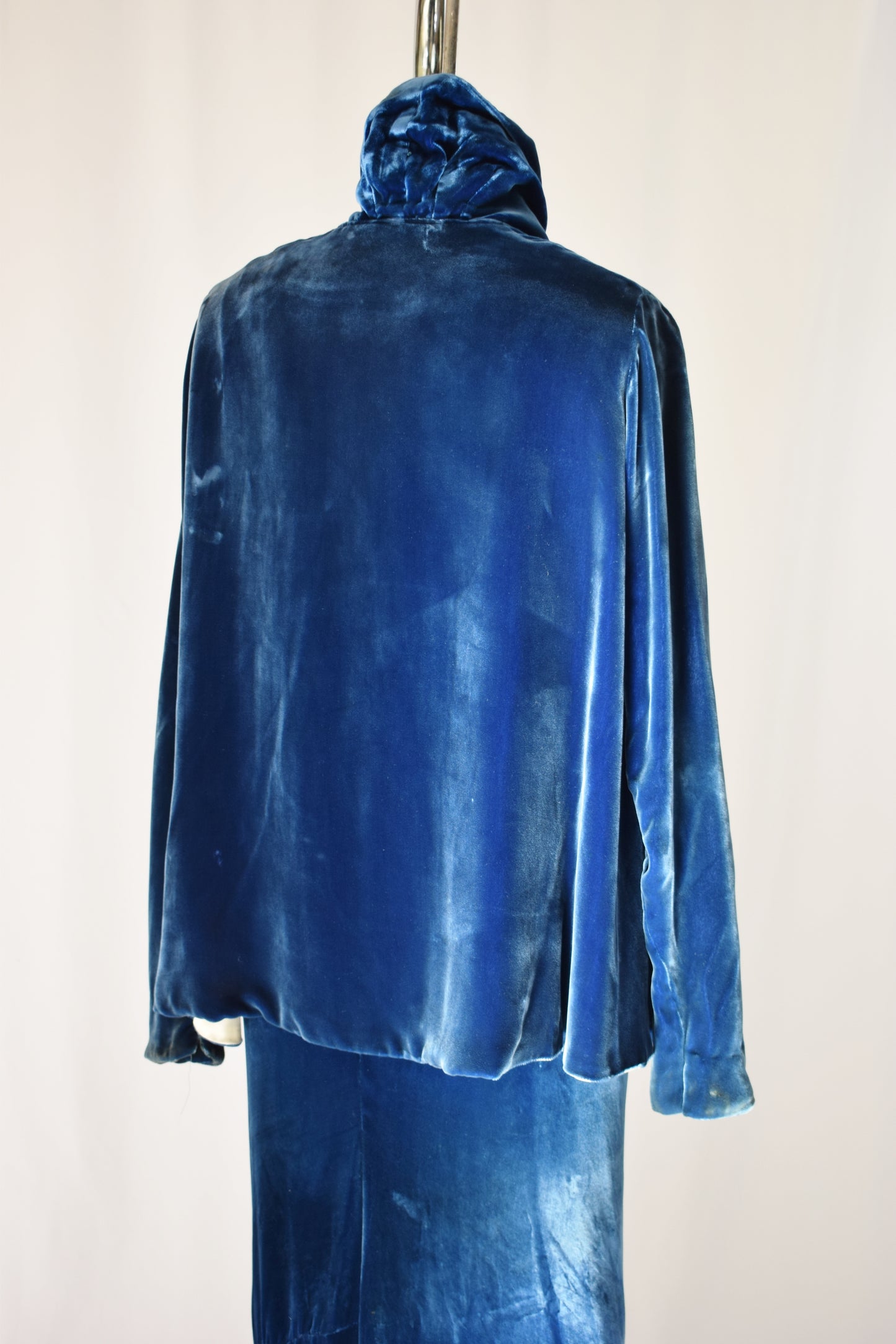 1930s Blue Velvet Gown with Matching Jacket | S