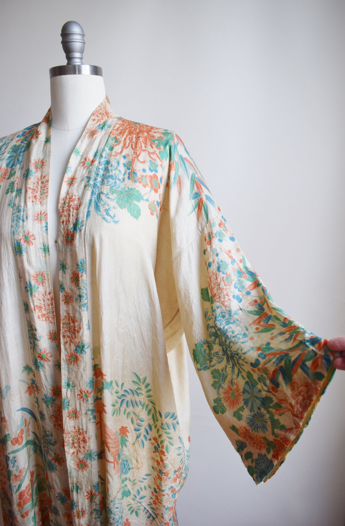 Antique Silk Pongee Robe | OS