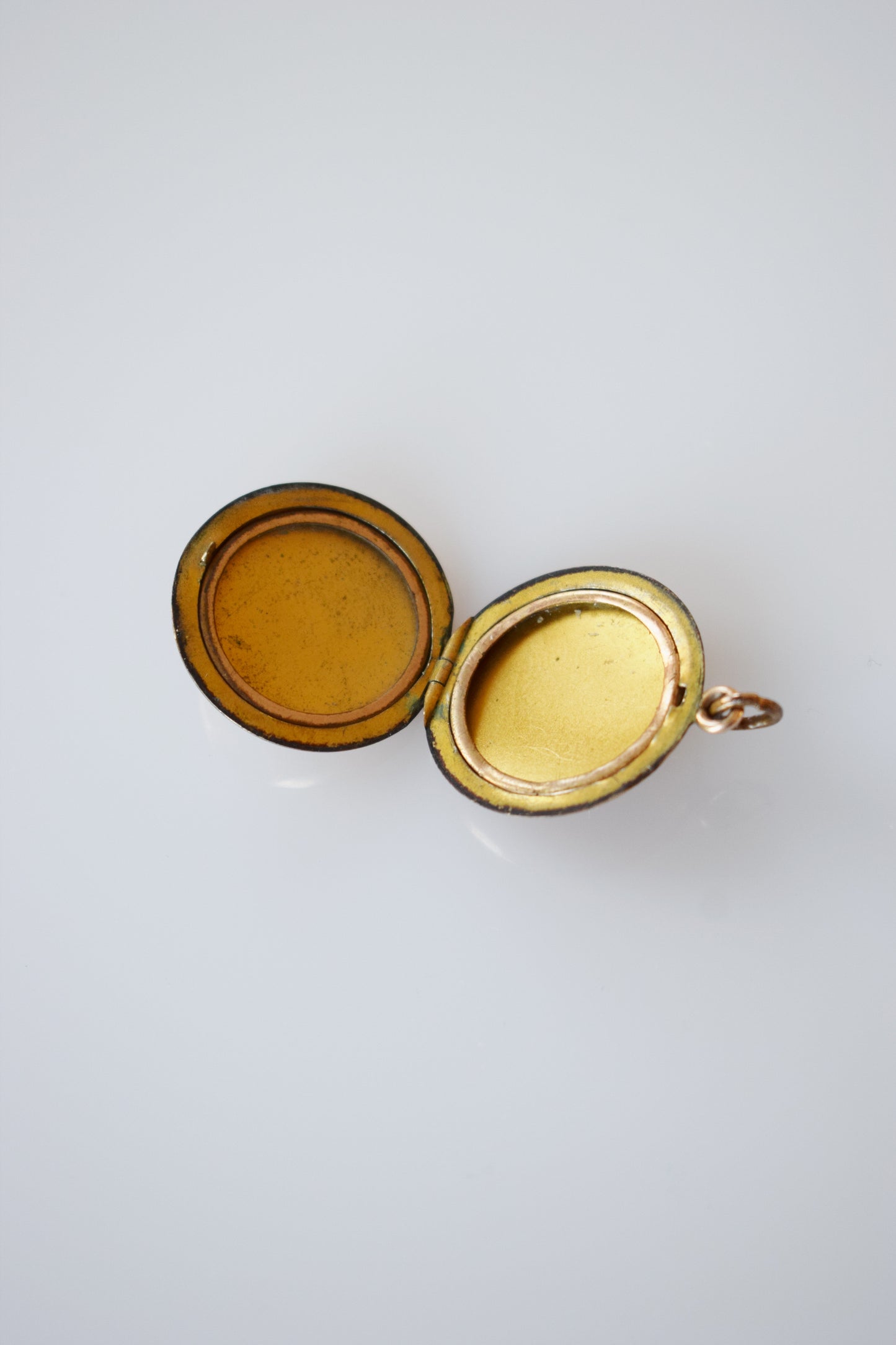 Antique Edwardian Gold Filled Monogrammed Locket | ECS