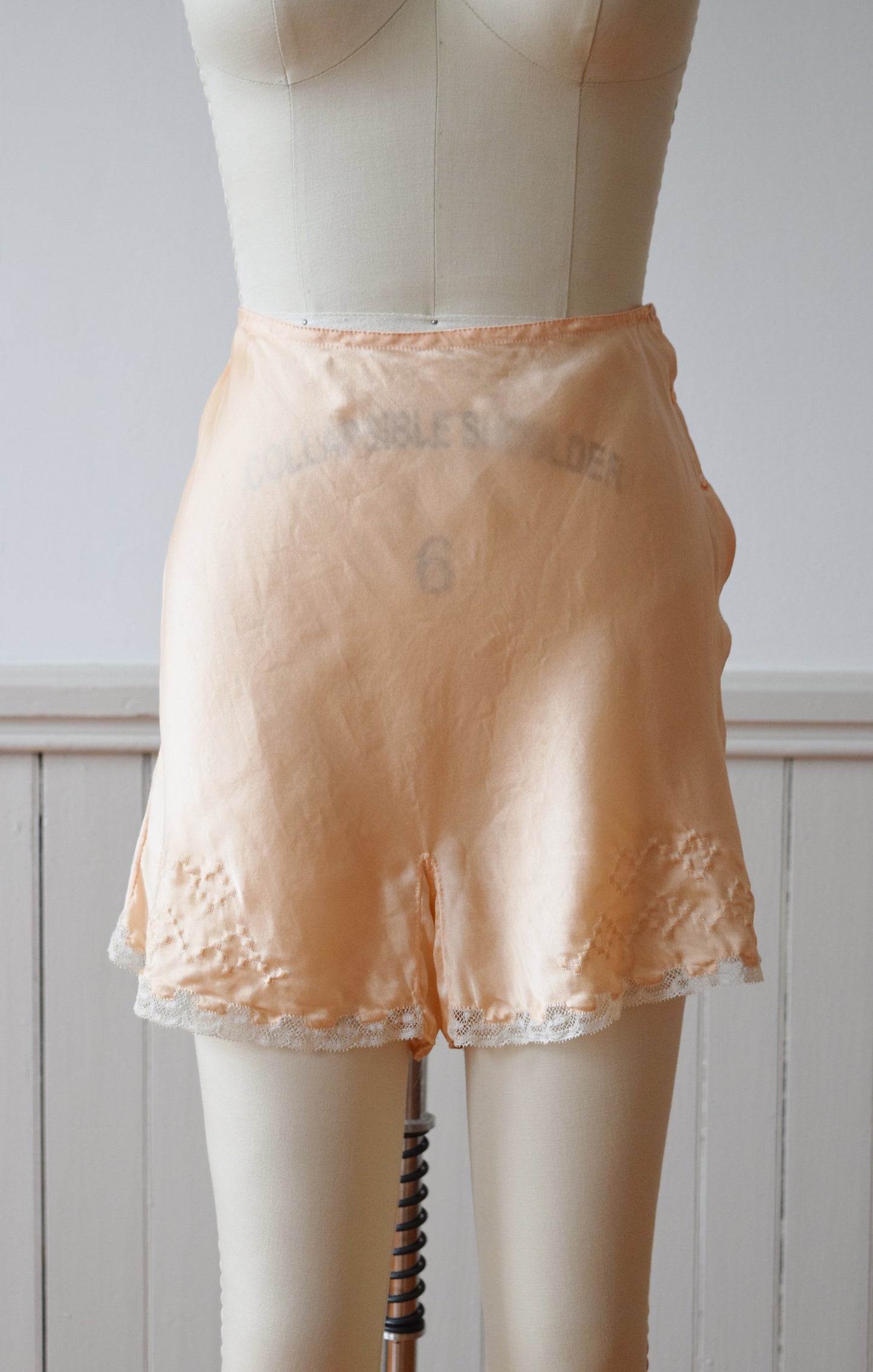 1930s Pink Silk Tap Pants