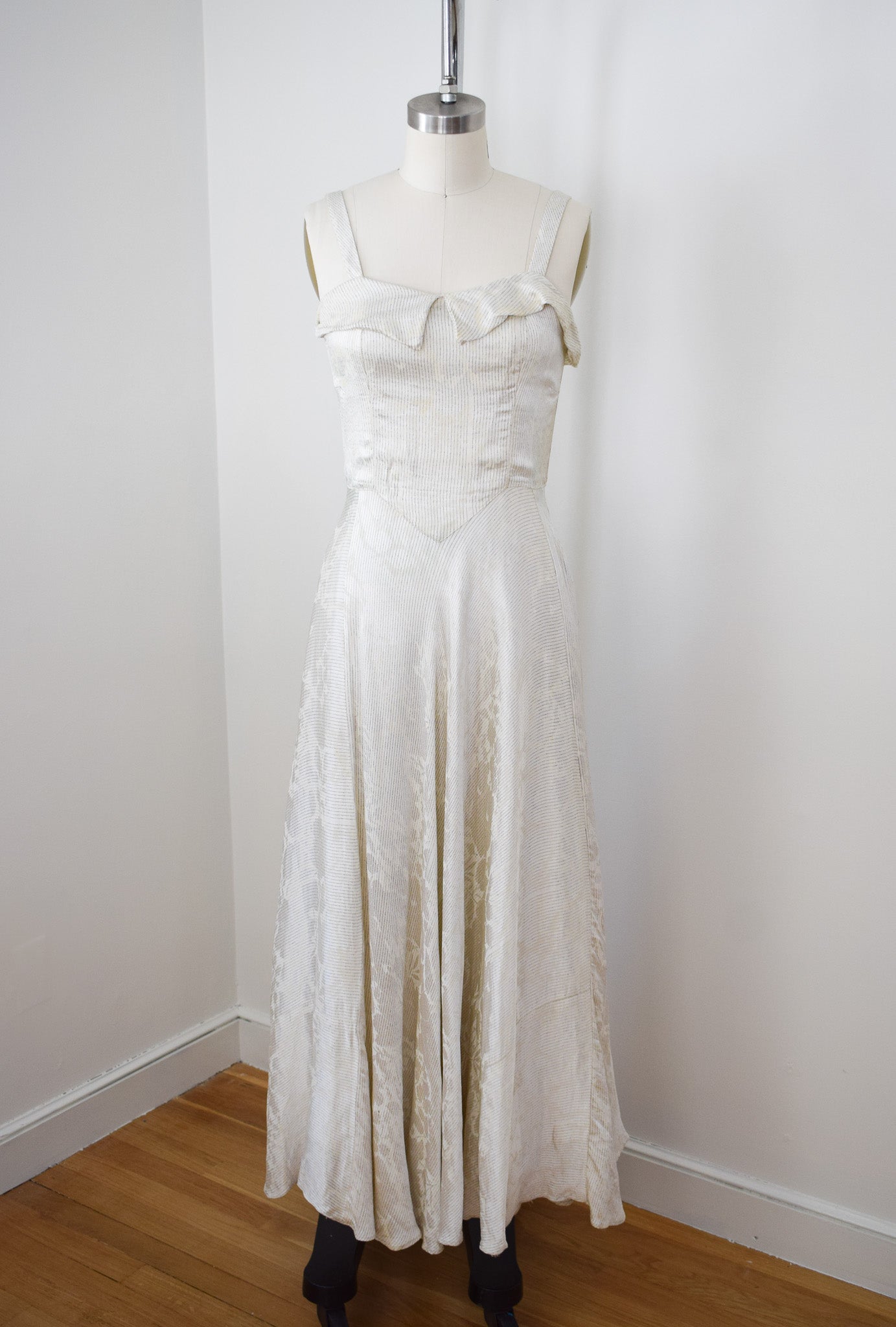 1940s Satin and Lamé Gown | S