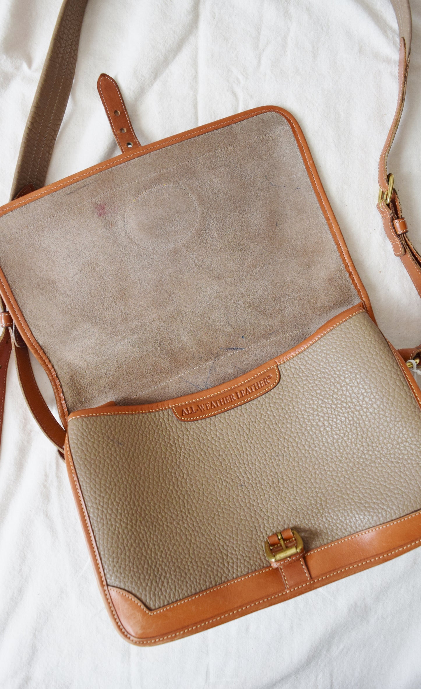 Vintage Dooney & Bourke All Weather Leather Crossbody Bag / Purse in Putty and British Tan