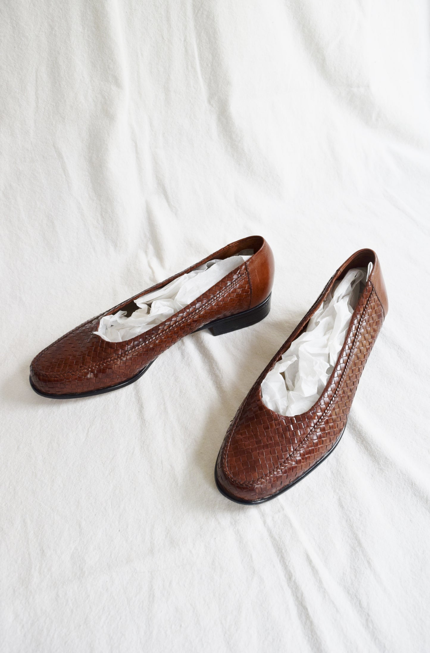 1990s Woven Leather Slip Ons | US 8.5