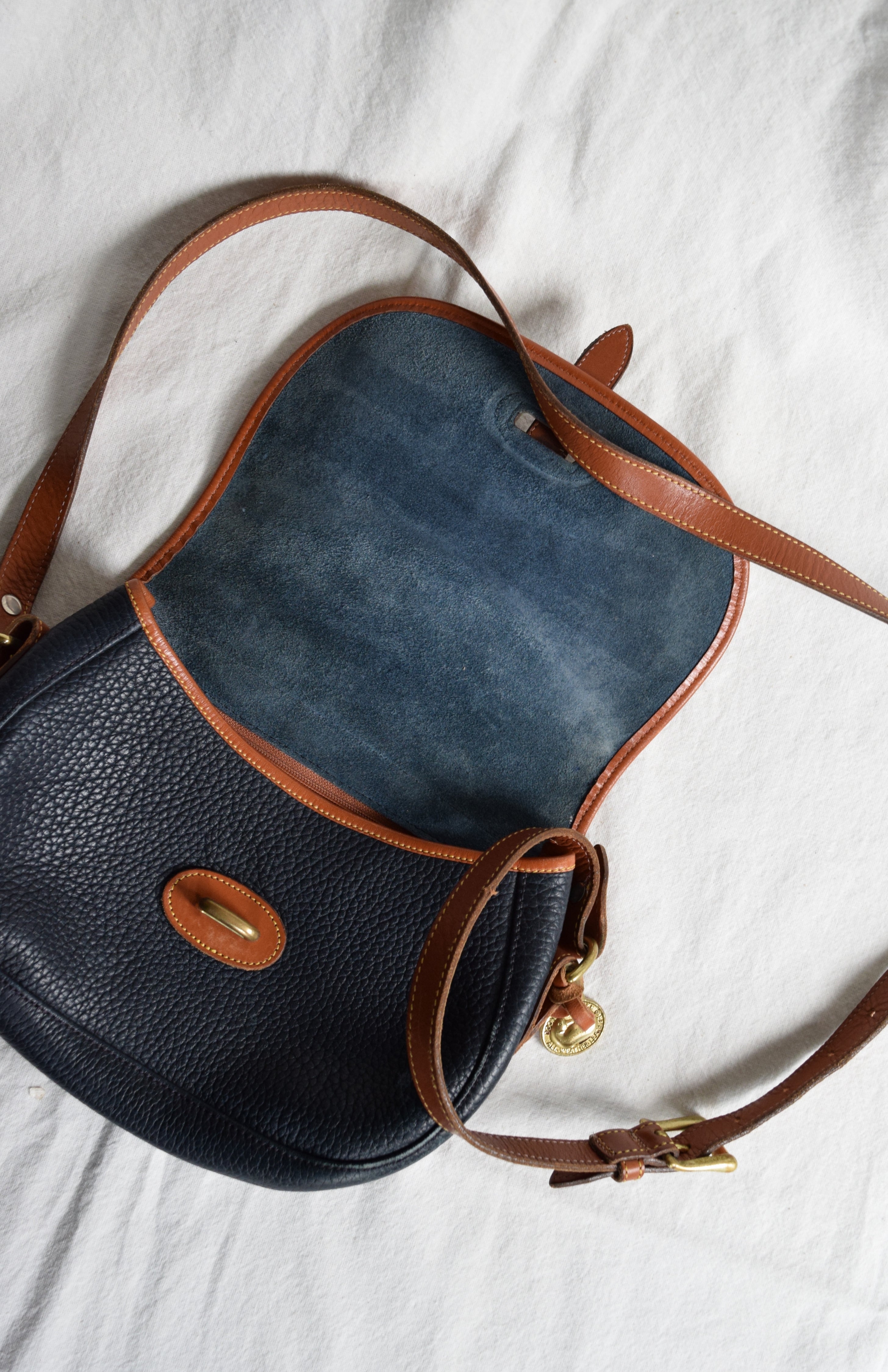 Dooney and bourke sales saddle bag