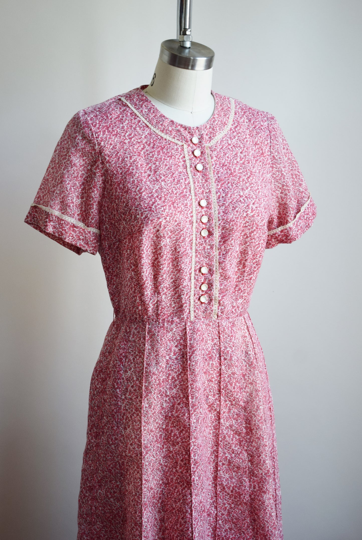 1940s Ditsy Rose Day Dress | S/M