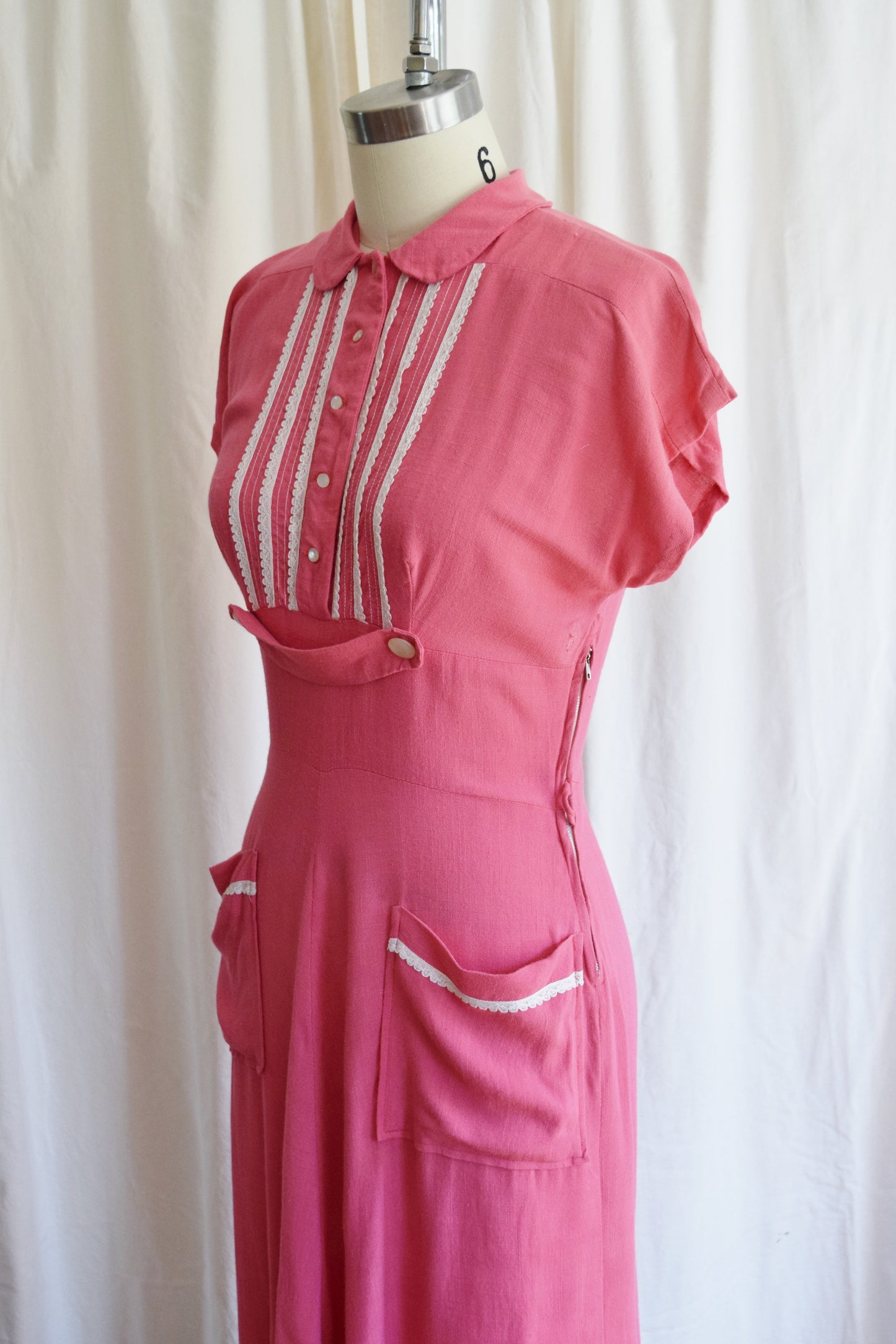 1940s Rosie Pink Rayon Day Dress | Approx. S