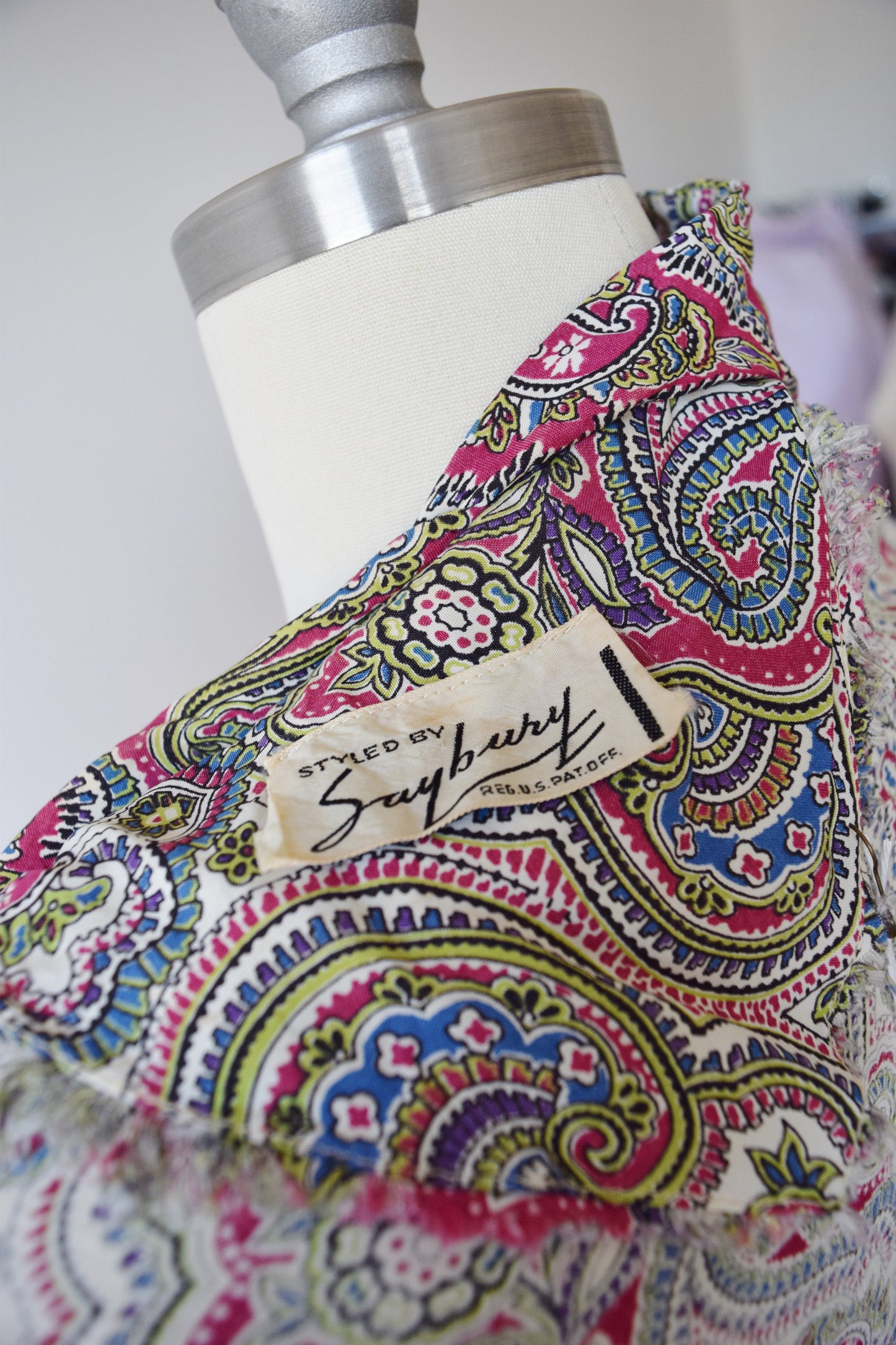 1940s Cold Rayon Zip Front Dress in Paisley by Saybury | M/L