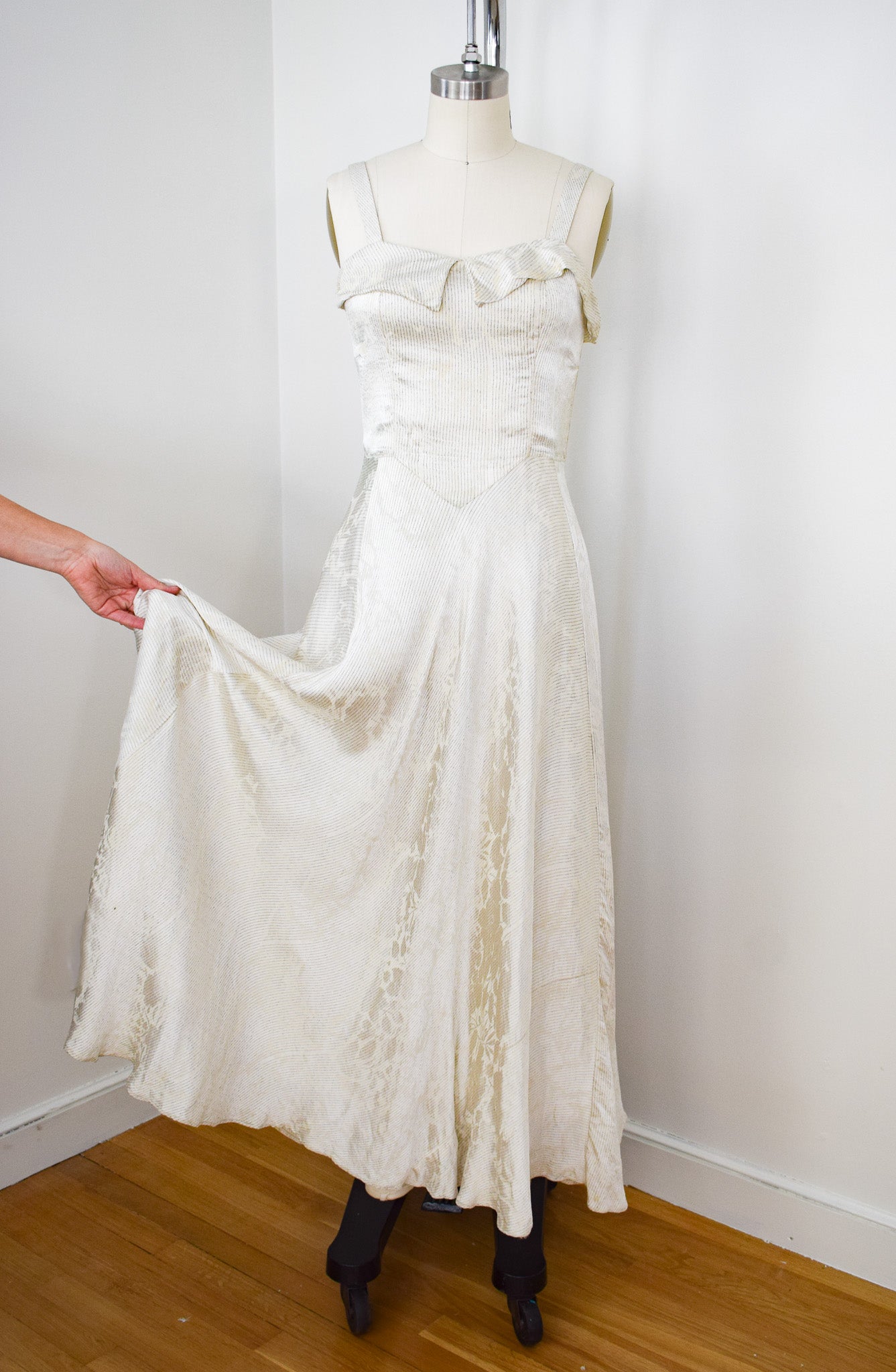 1940s Satin and Lamé Gown | S