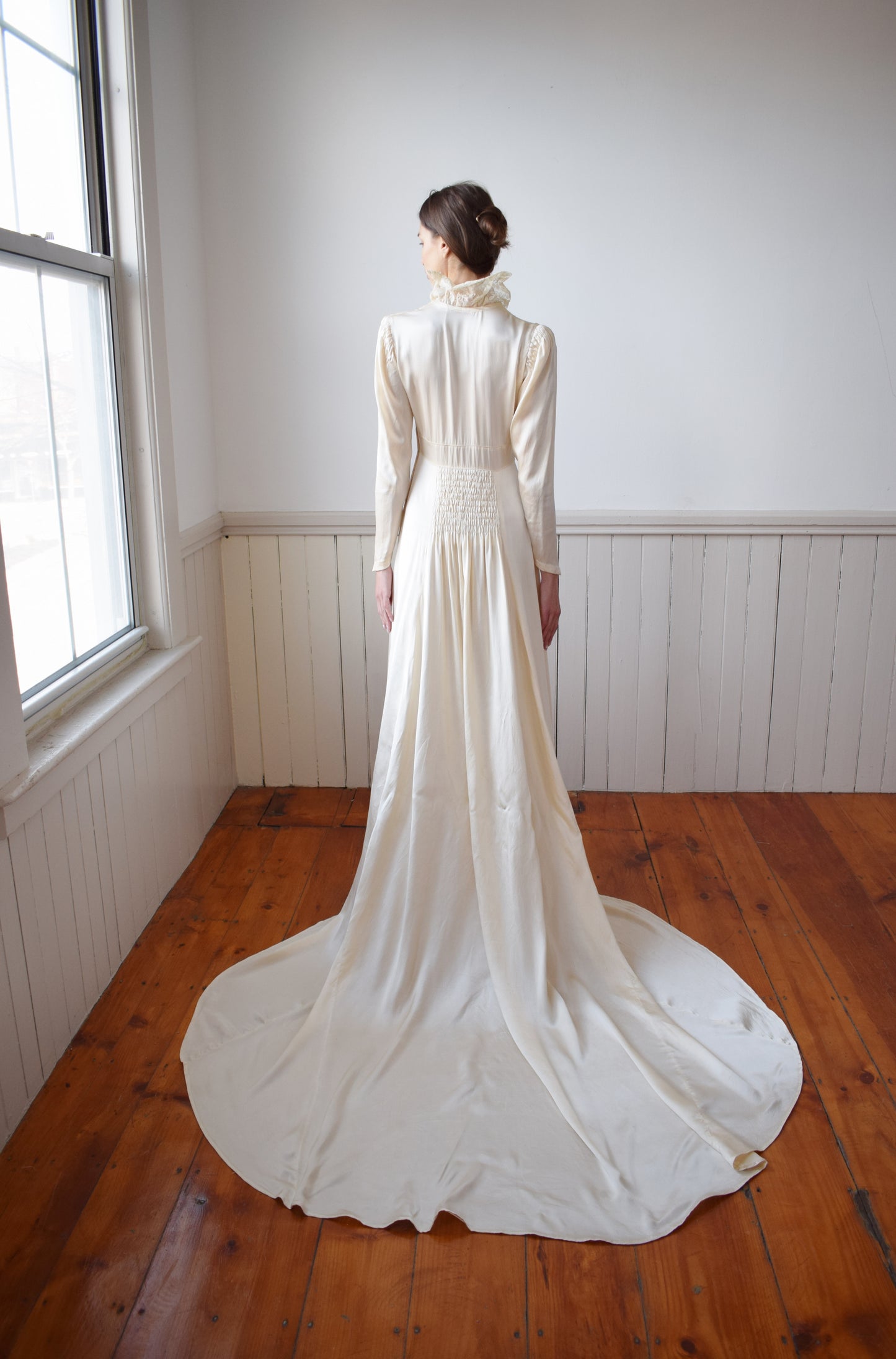 1930s Silk Satin Wedding Gown | S/M
