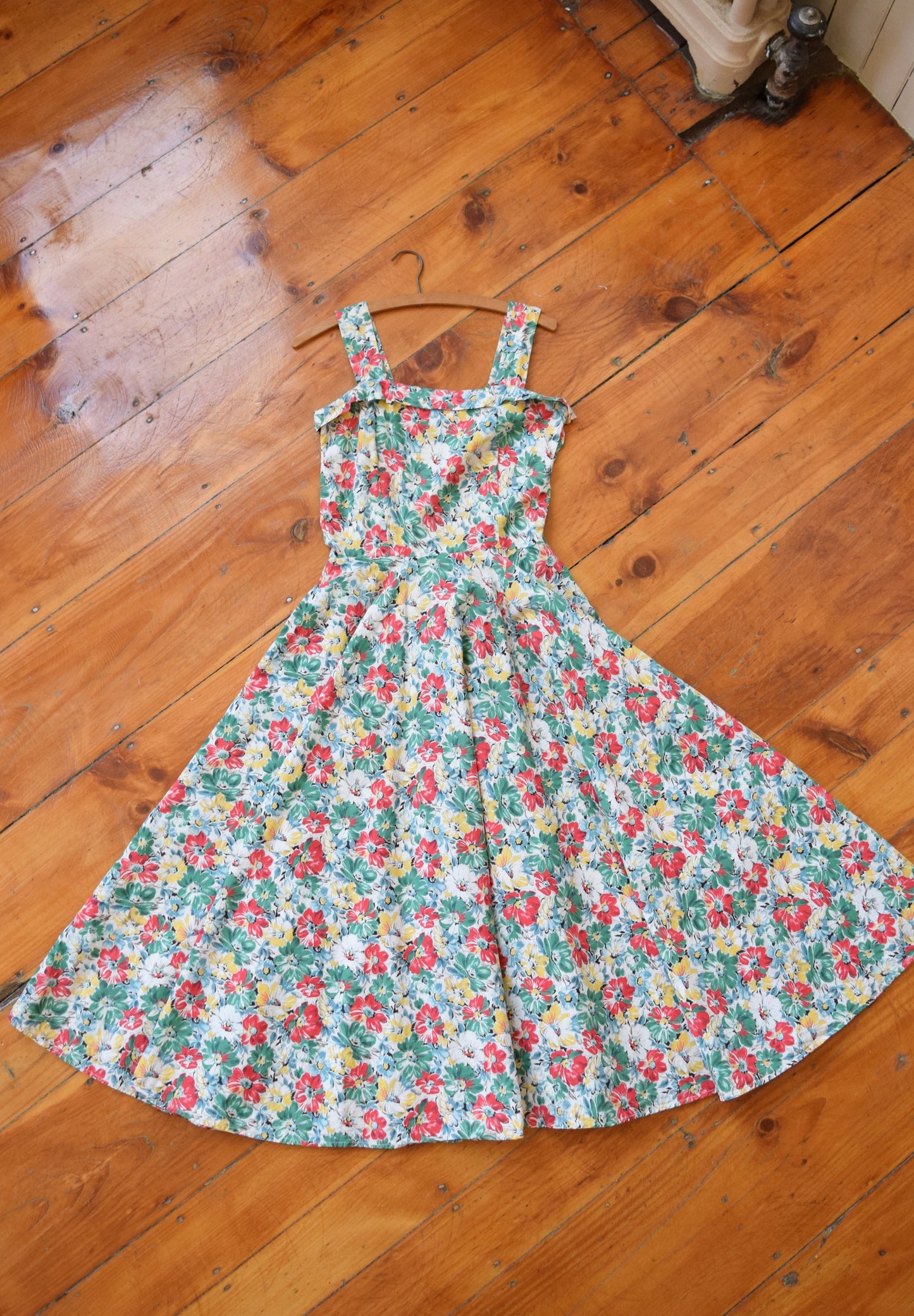 Daisy Print Sun Dress | 1940s | XS
