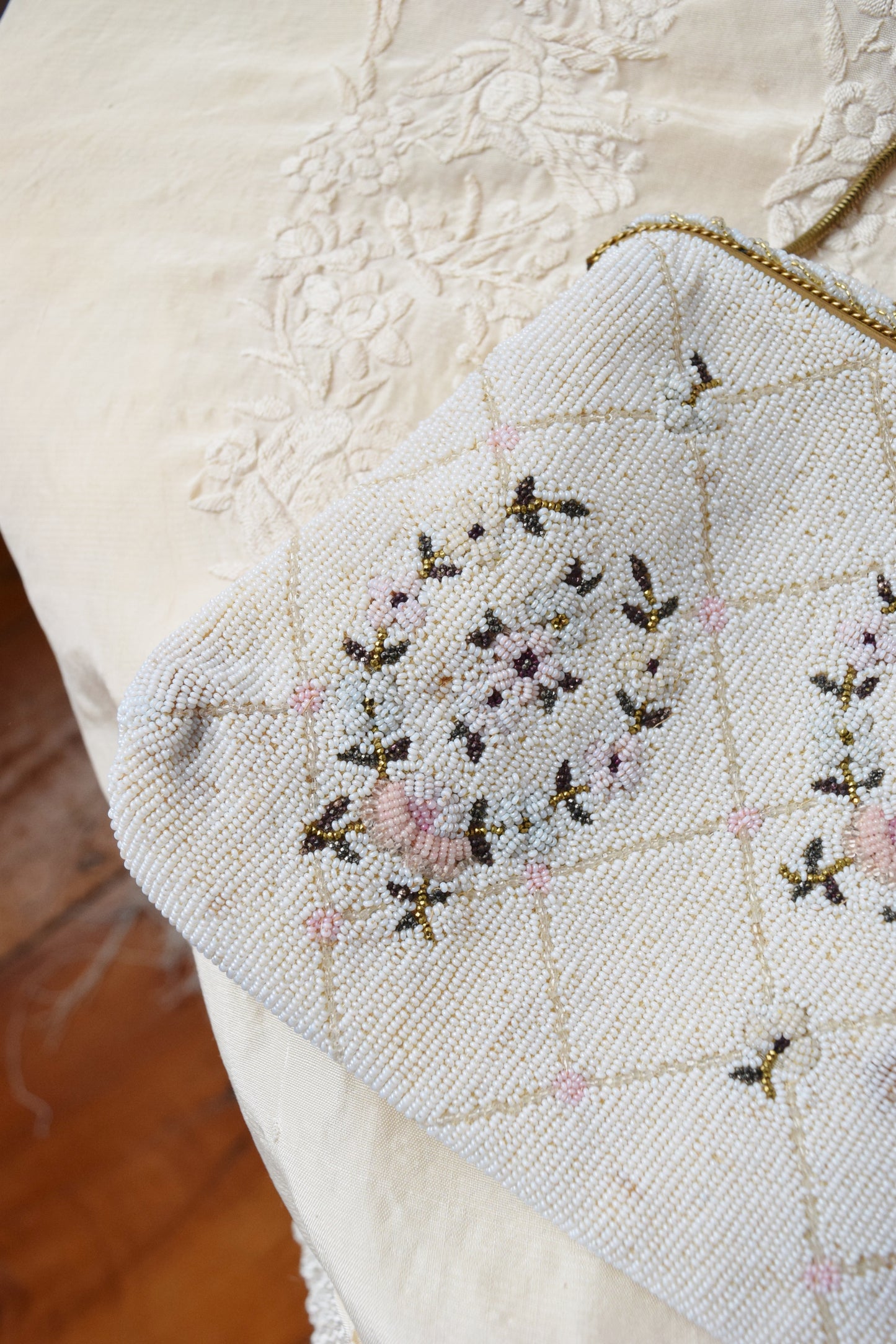 Fine French Floral Beaded Clutch | 1950s