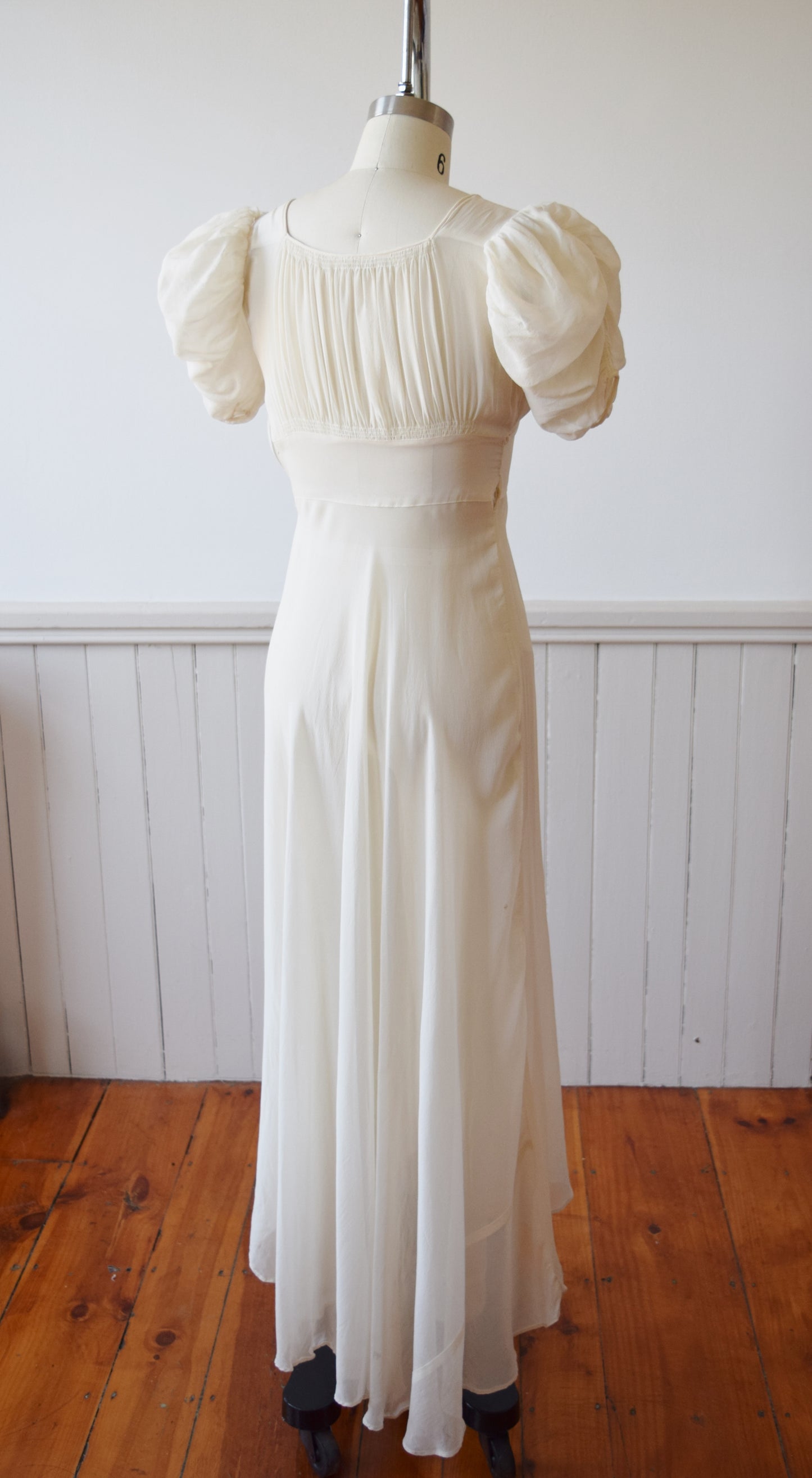 1930s Ivory Silk Gown | XS