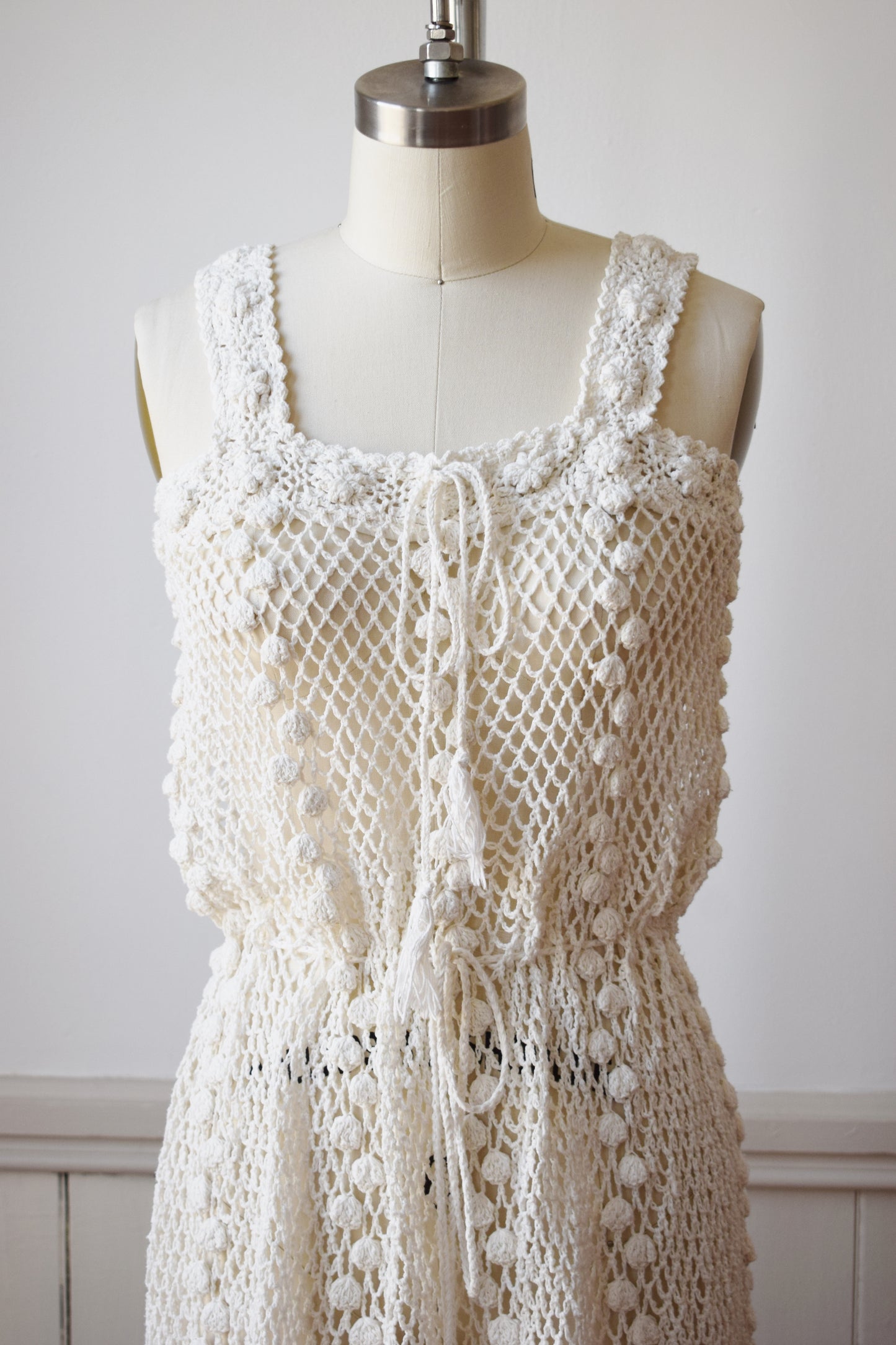 1970s Cotton Popcorn Crochet Dress | S/M