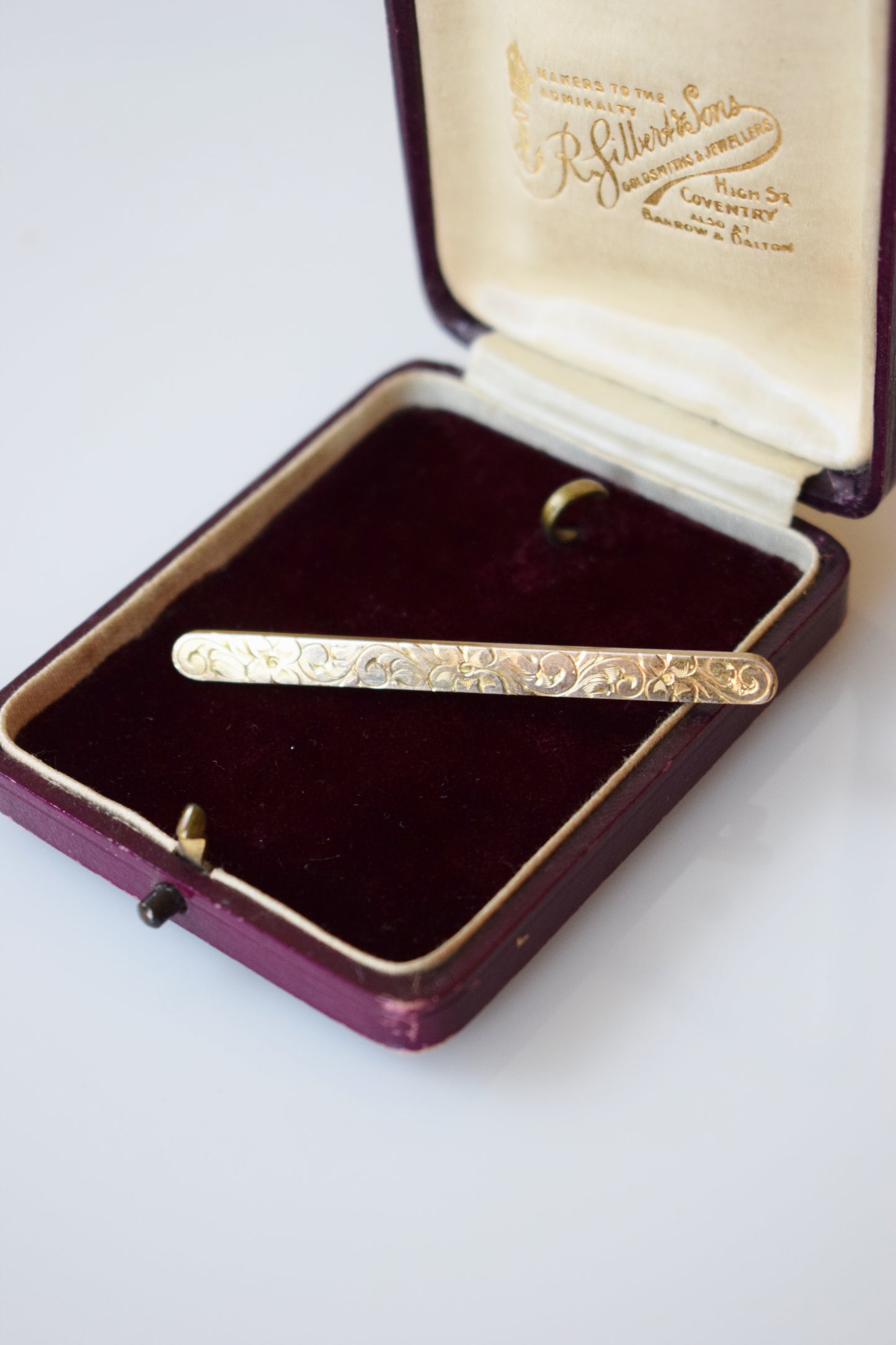 Antique Floral Engraved Gold Bar Pin