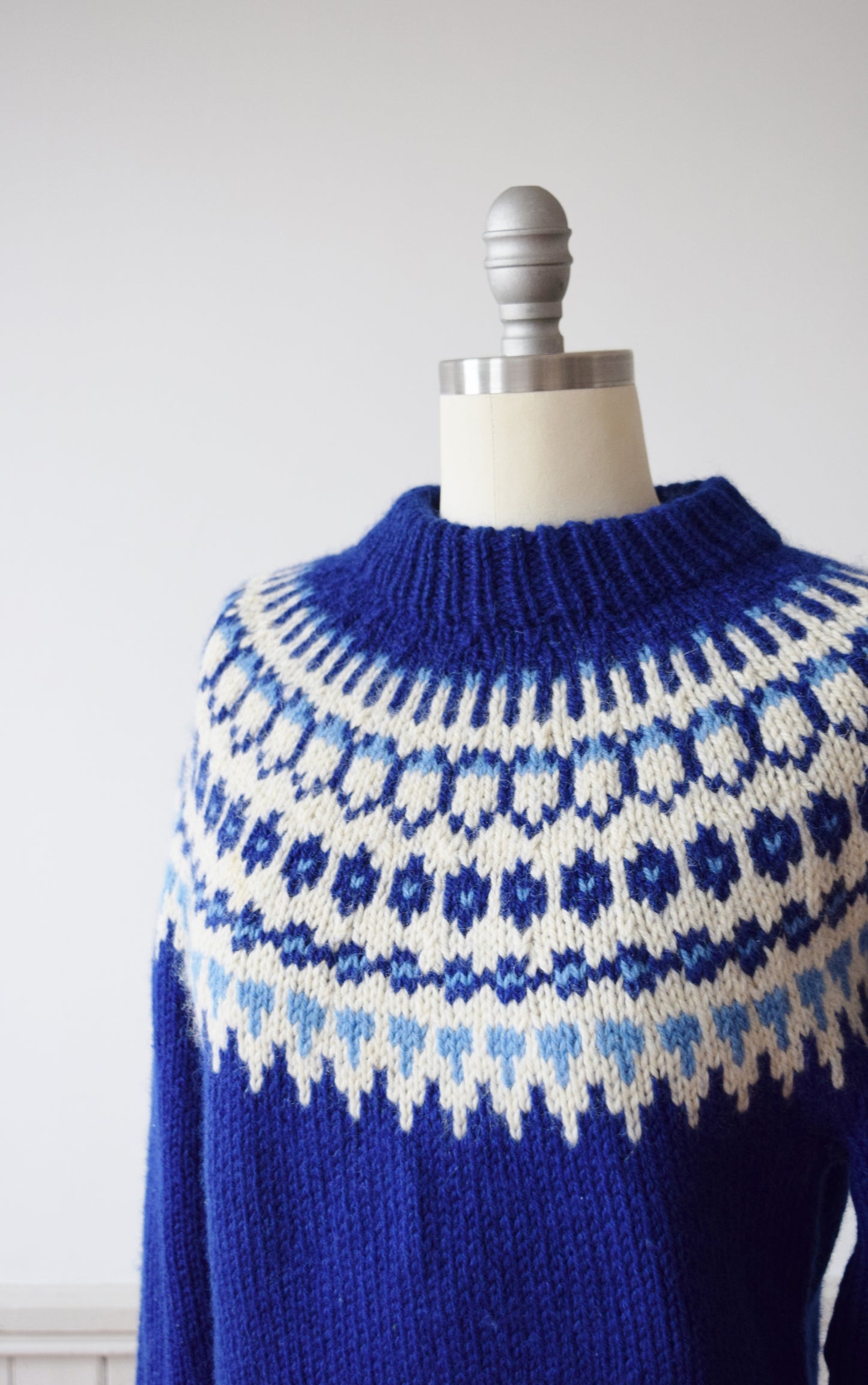 Chunky Blue Fair Isle Knit Sweater | 1980s Hand Knit Pullover | M