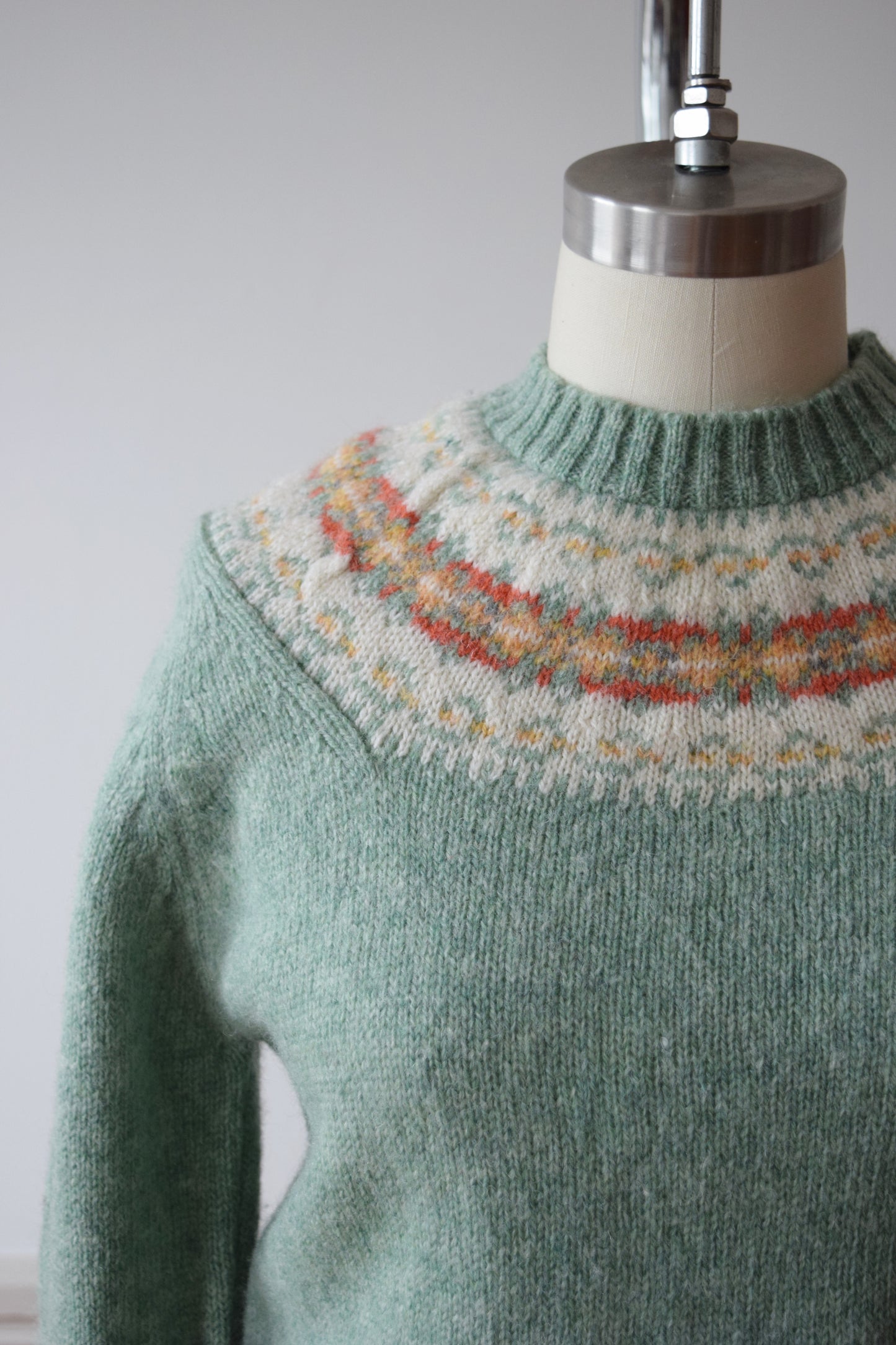 1970s Fair Isle Sage Green Pullover Sweater | S-S/M