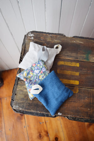 Organic Lavender Linen Sachets | Set of 3