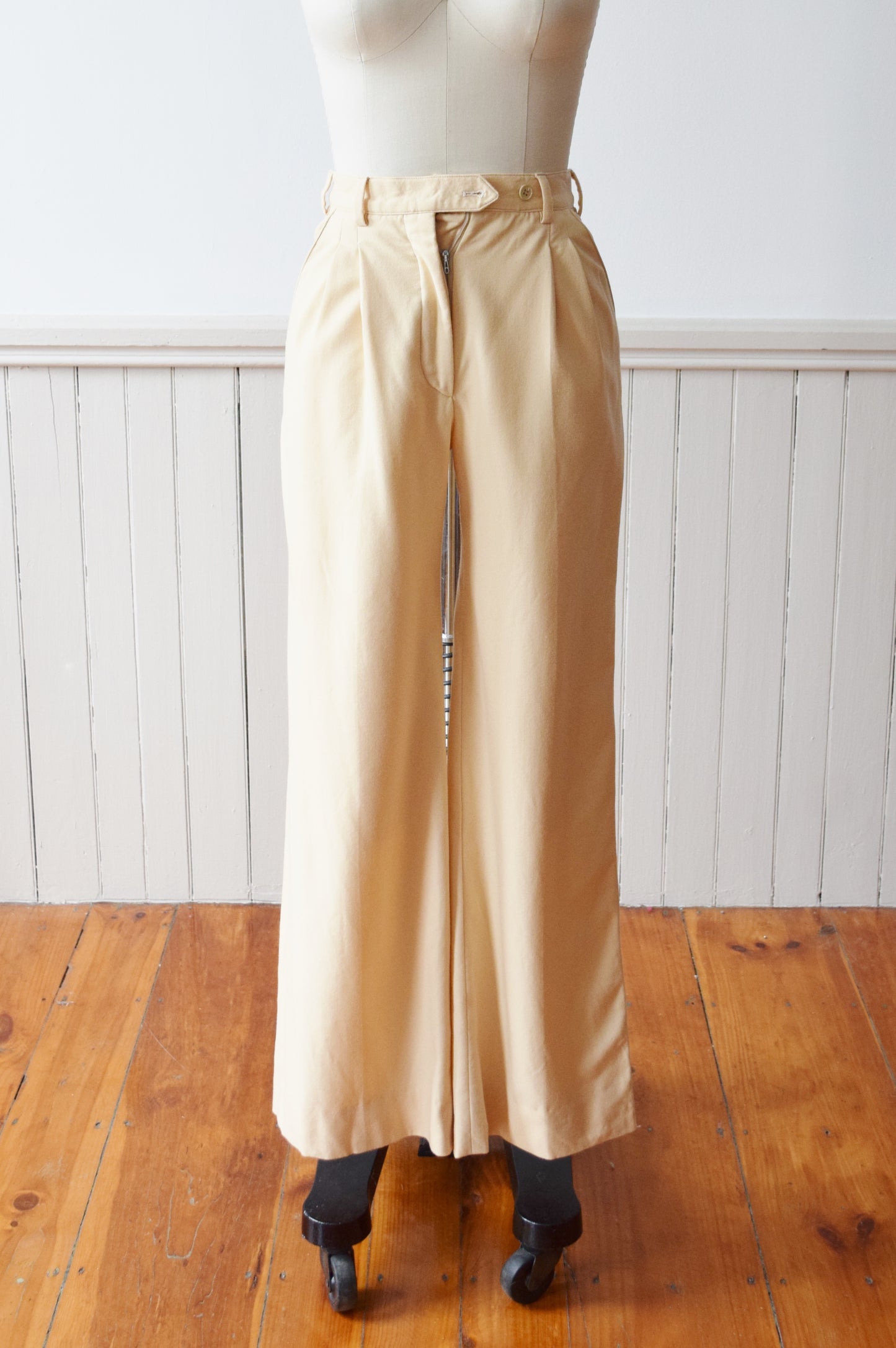 Butter Cream Italian Wool Trousers | 1990s Vintage Wide Leg Pants | 2-4