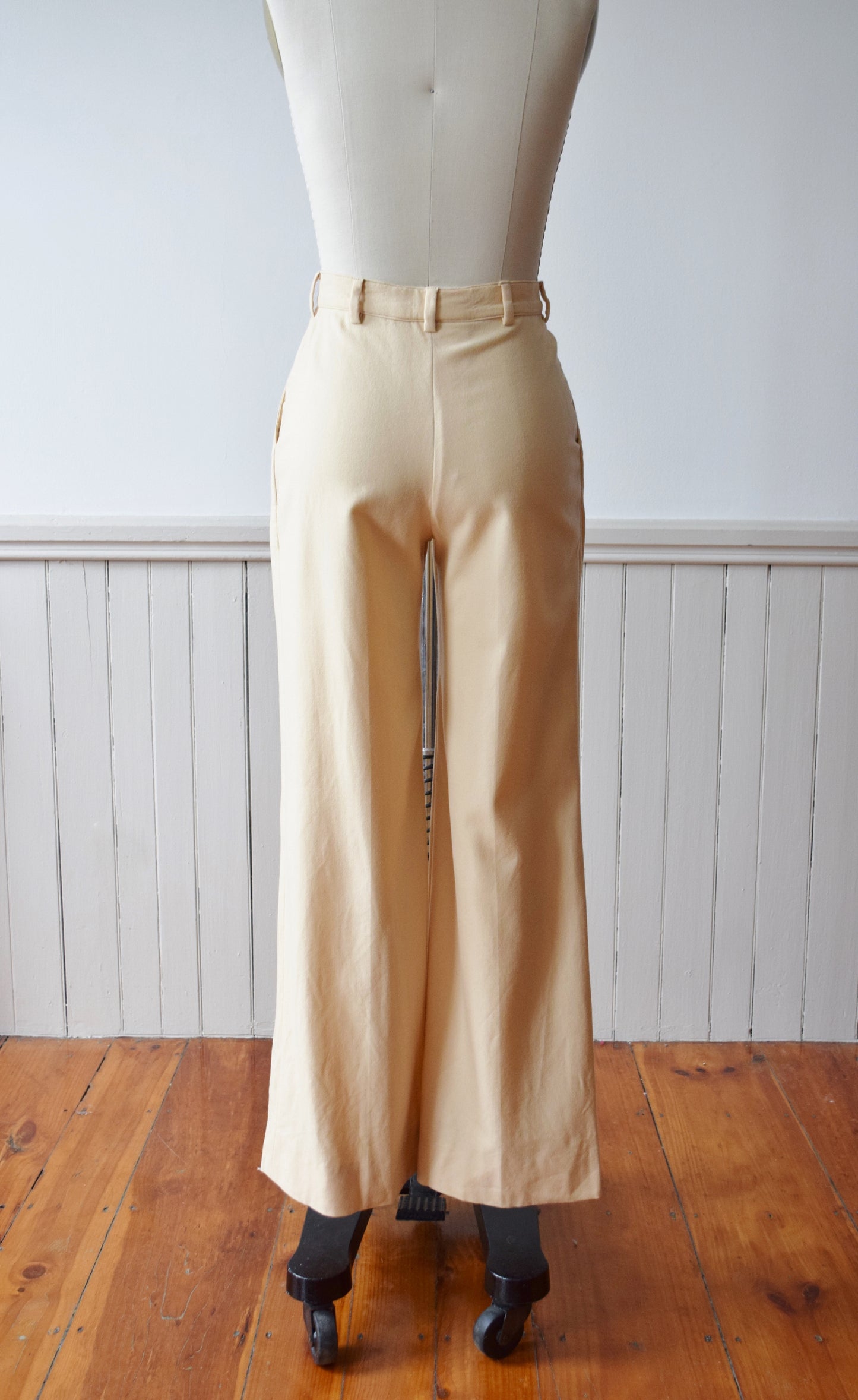 Butter Cream Italian Wool Trousers | 1990s Vintage Wide Leg Pants | 2-4