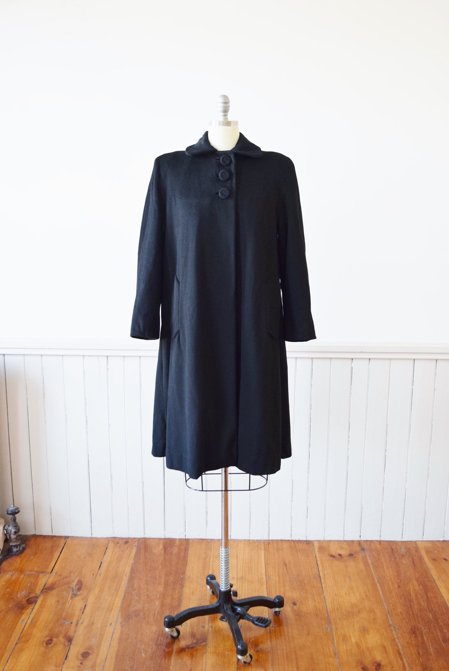 1940s Black Wool Swing Coat | S/M