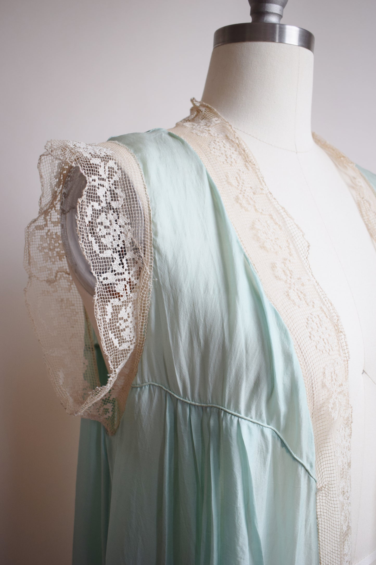 1920s Silk and Lace Robe | Topper | OS