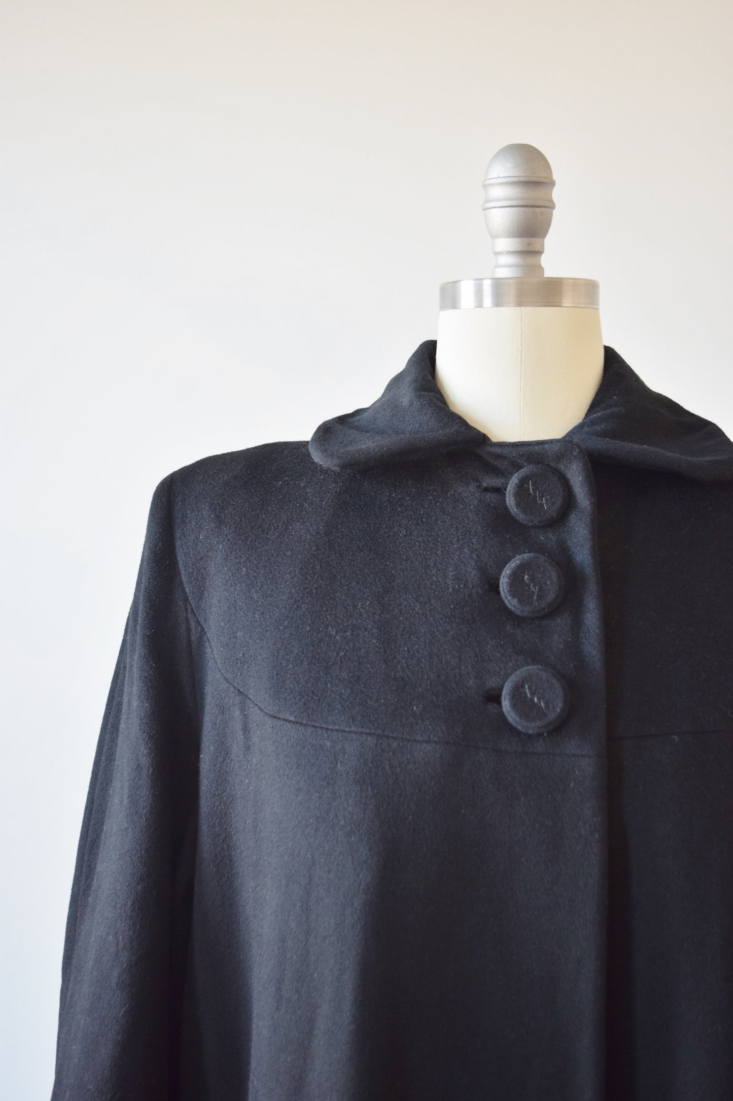 1940s Black Wool Swing Coat | S/M