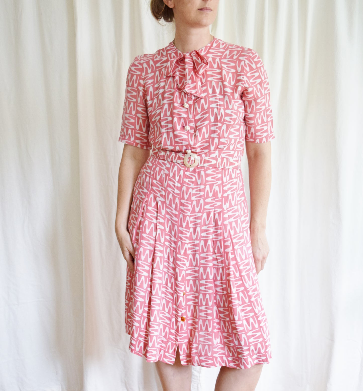 1940s Cold Rayon Novelty Print Day Dress | Pink Squiggle Dress | Button Front