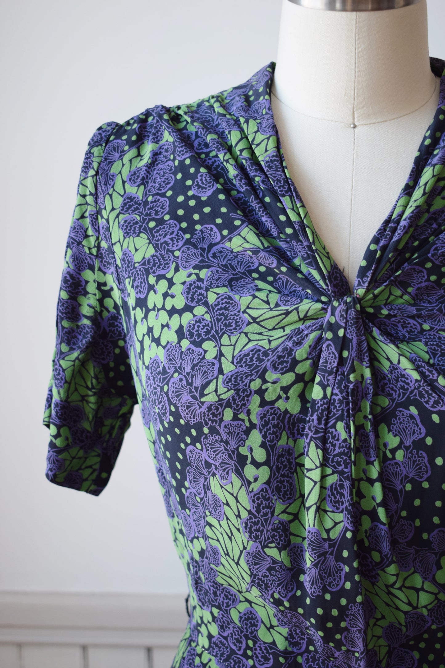 Early 1950s Dark Floral Rayon Dress and Jacket | S-M | wounded bird