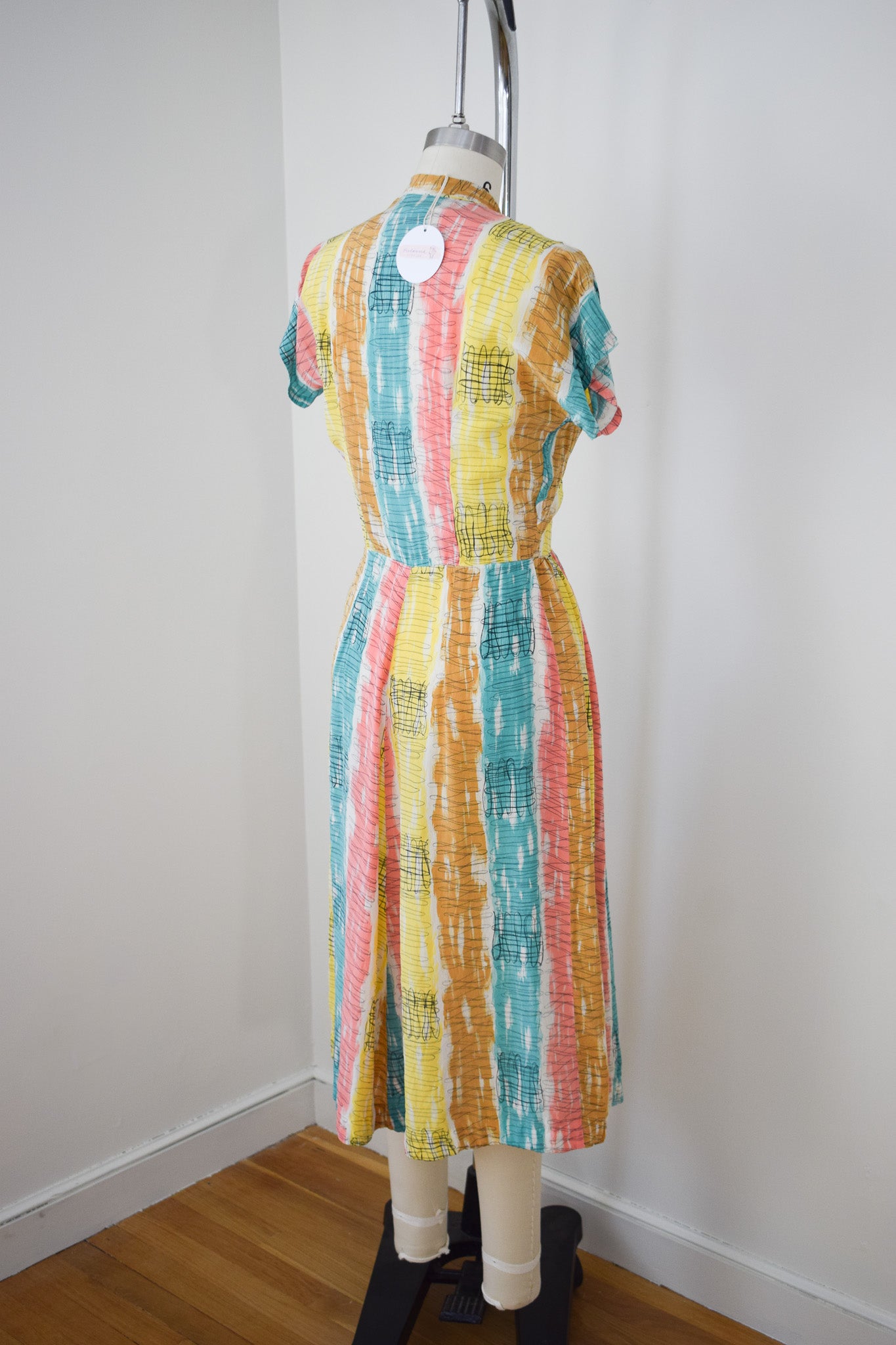 Early 1950s Novelty Print Silk Dress | S