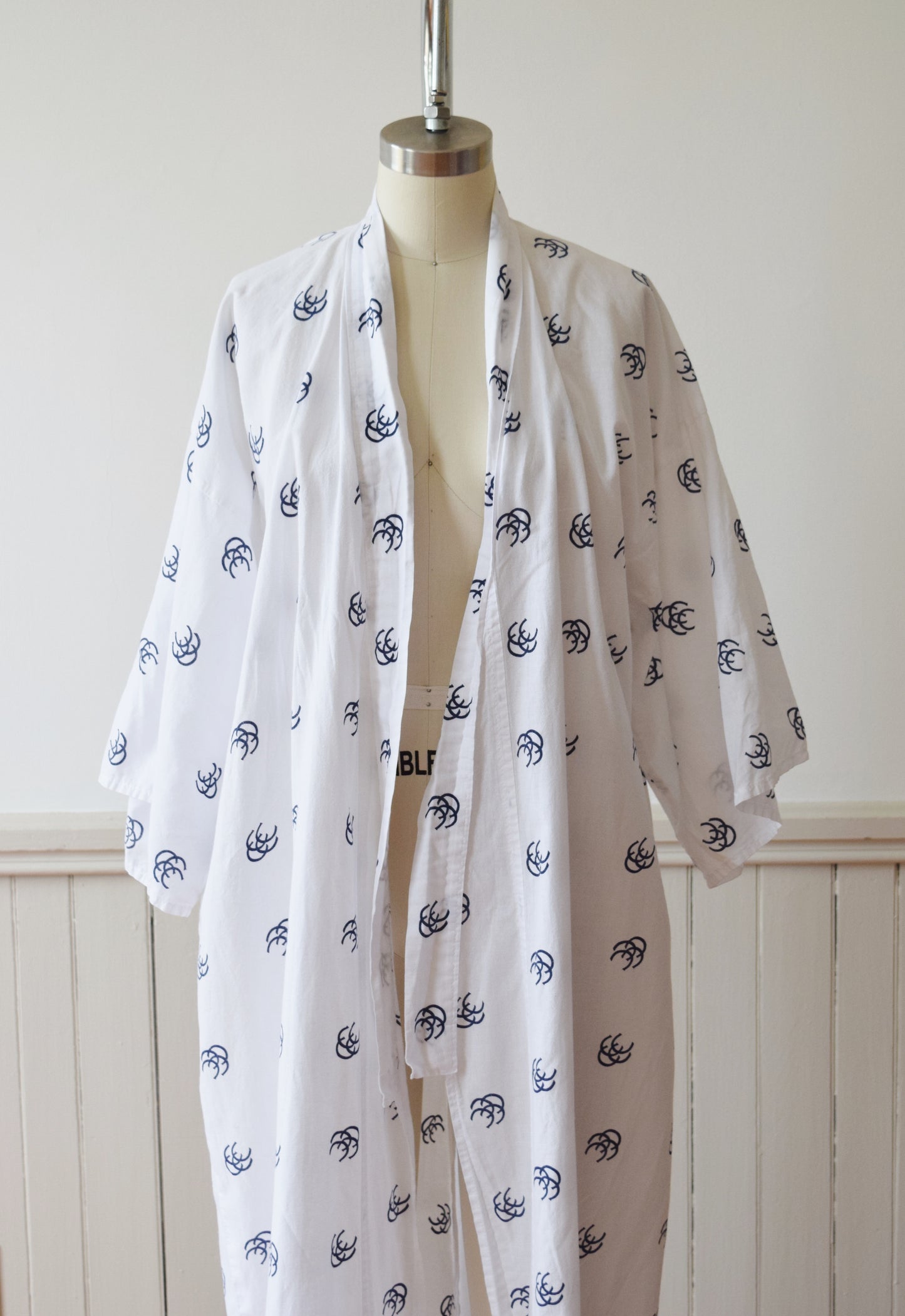 1980s Lucky Horseshoe Cotton Kimono Robe