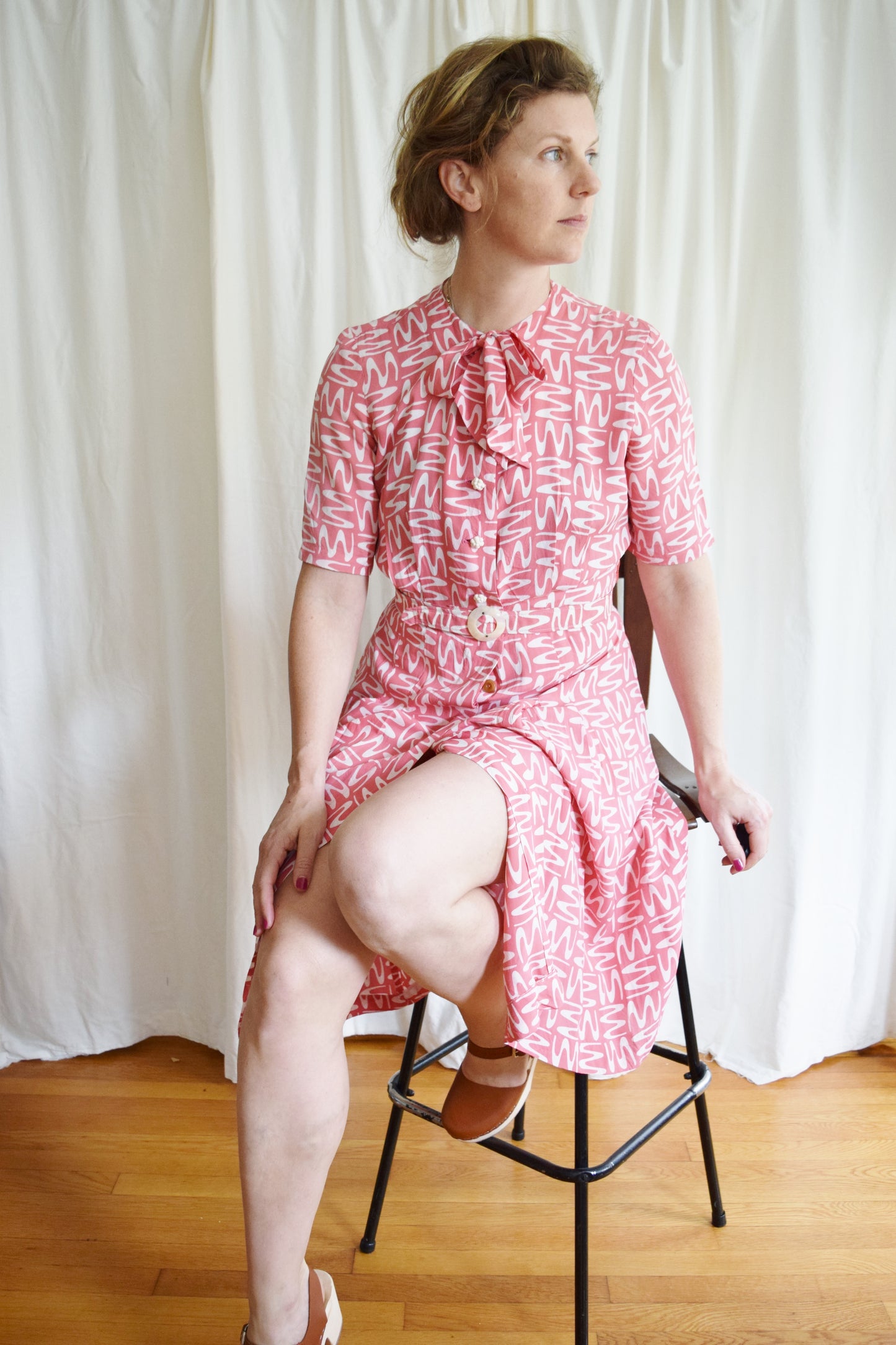 1940s Cold Rayon Novelty Print Day Dress | Pink Squiggle Dress | Button Front