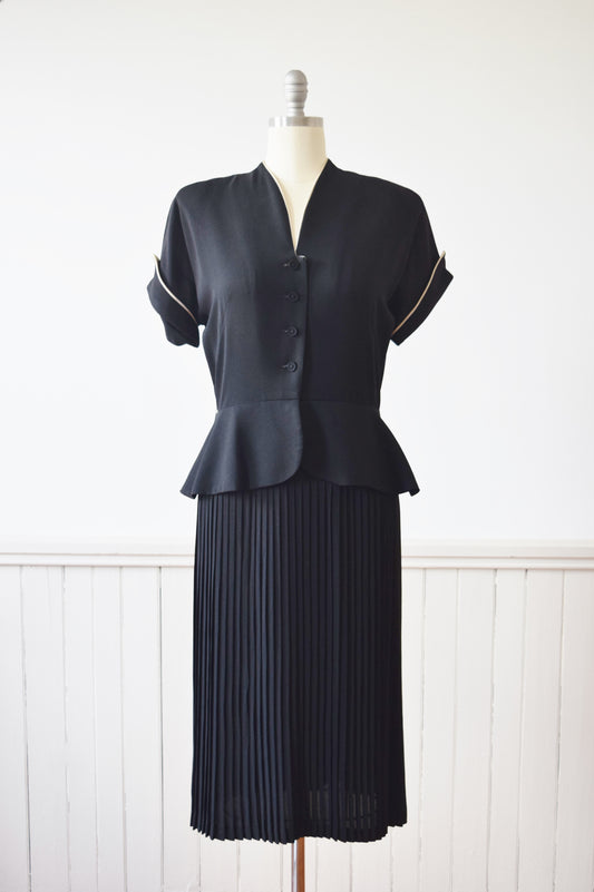1940s Pleated Black Dress with Peplum Waist | M