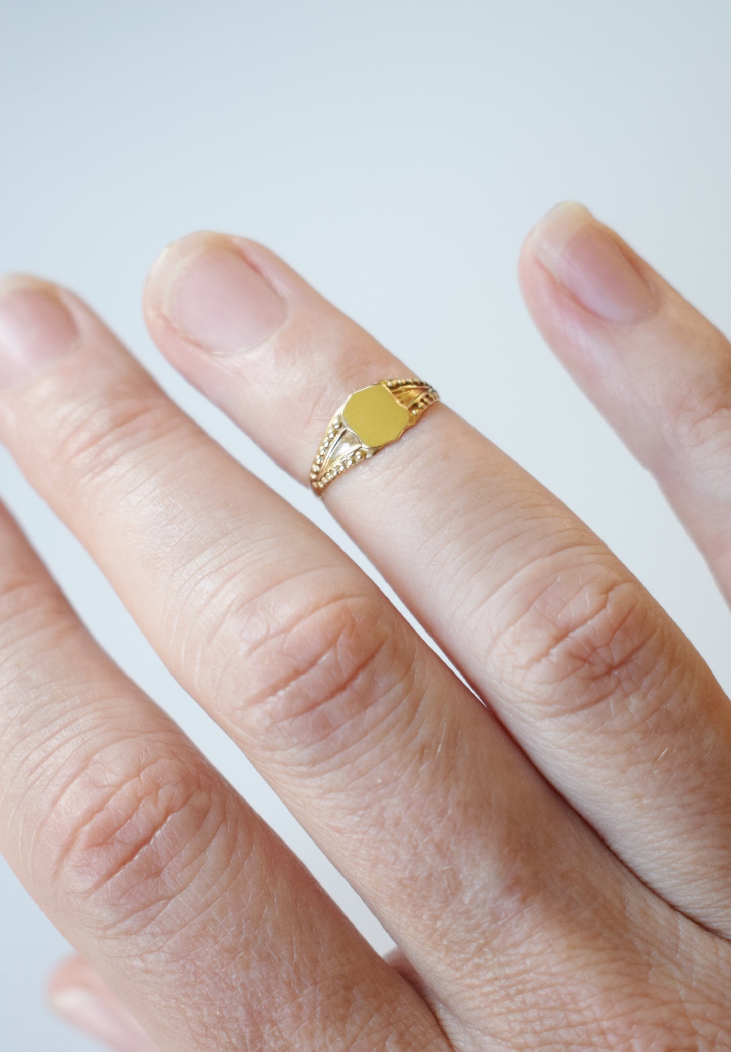 Antique 14kt Gold Signet Pinky Ring | 2.25