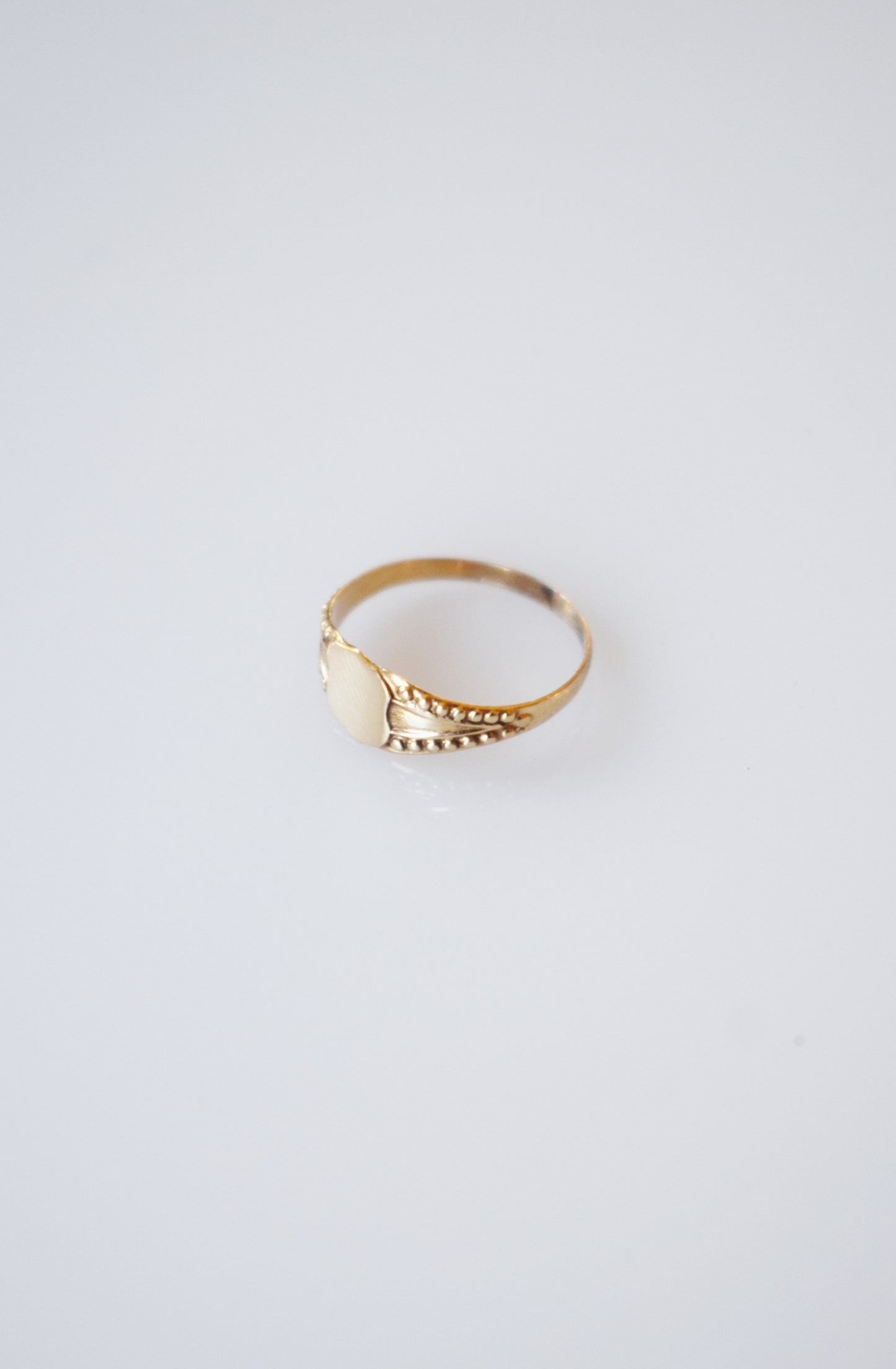 Antique 14kt Gold Signet Pinky Ring | 2.25