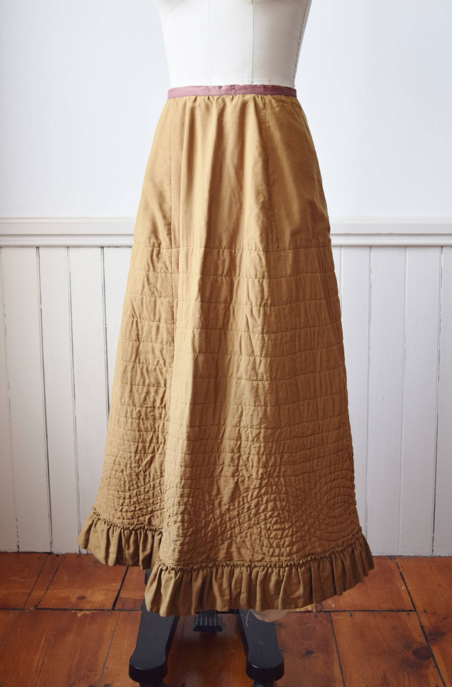 Antique Quilted Petticoat Skirt | S