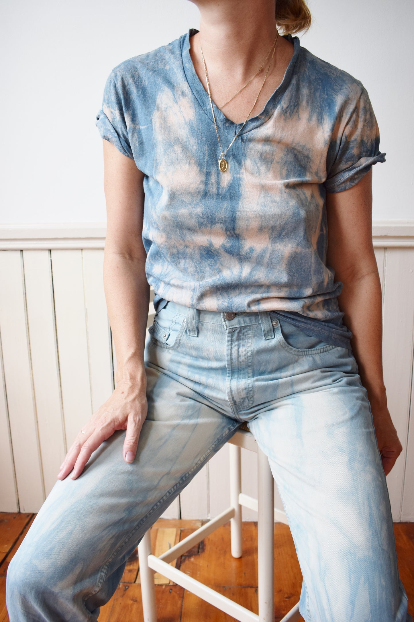 Staple V-Neck T Dip Dyed in Natural Avocado and Indigo Dyes | Stripe
