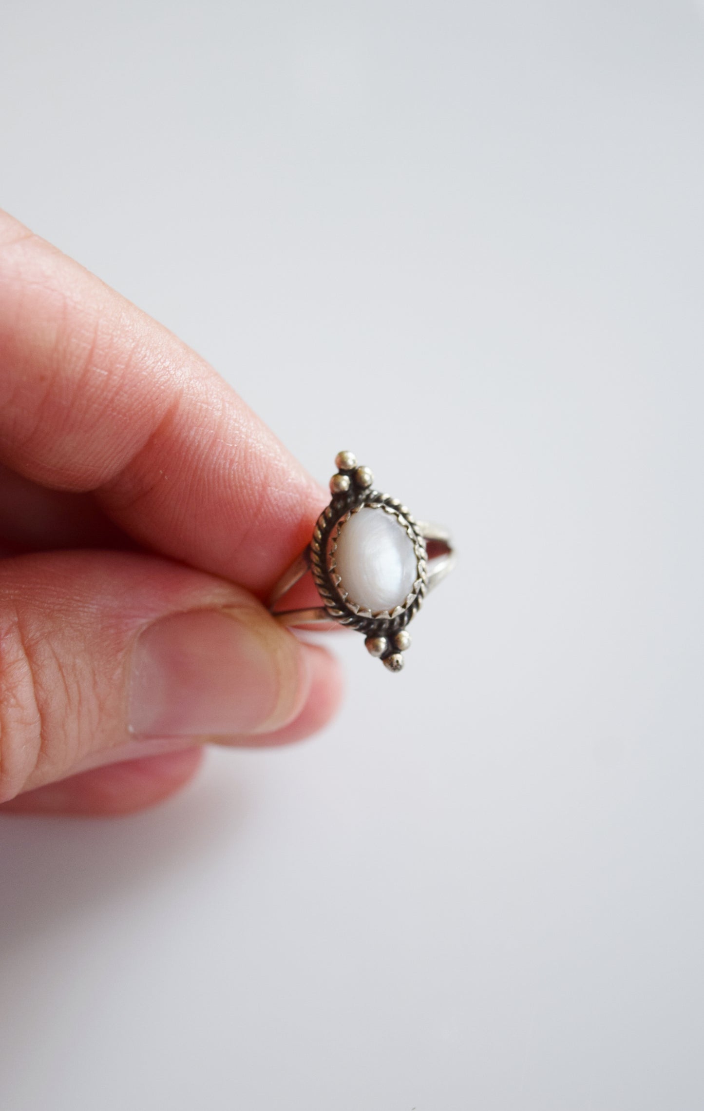 Vintage Sterling Silver + Mother of Pearl Ring