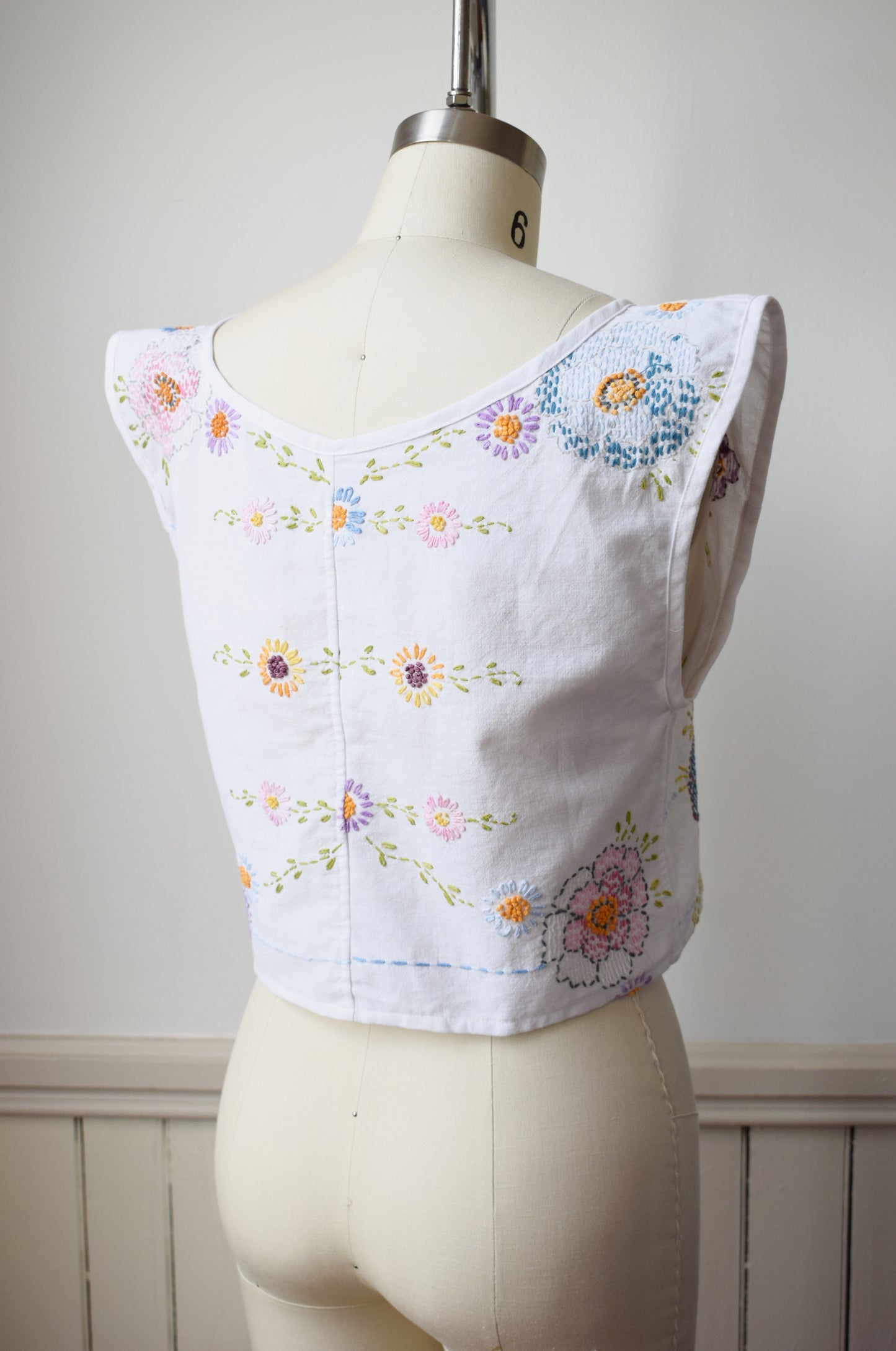 Vintage Embroidered Floral Bedspread Top | Embroidered Floral II | S