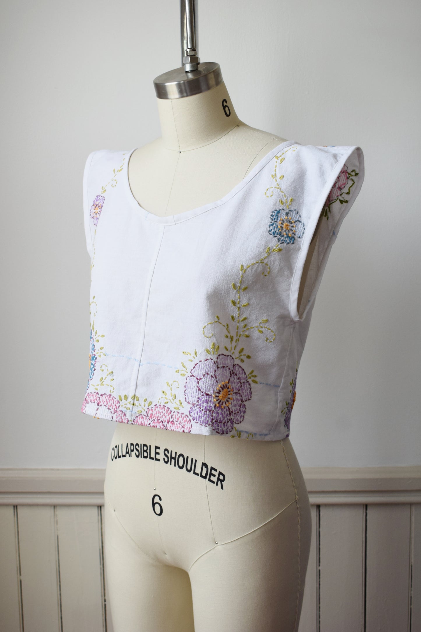 Vintage Embroidered Floral Bedspread Top | Embroidered Floral II | S