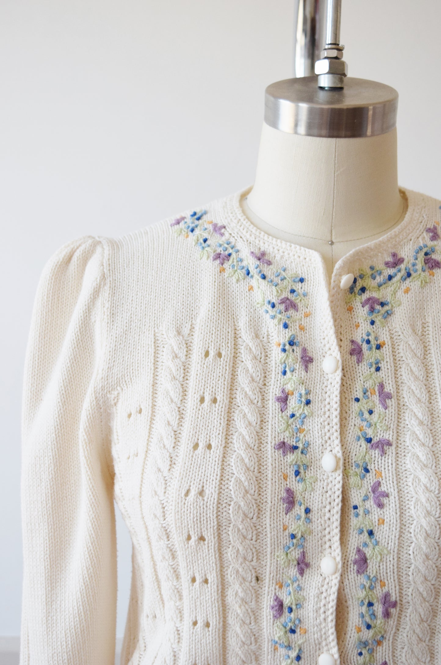 1930s Style Hand Embroidered Cardigan | S