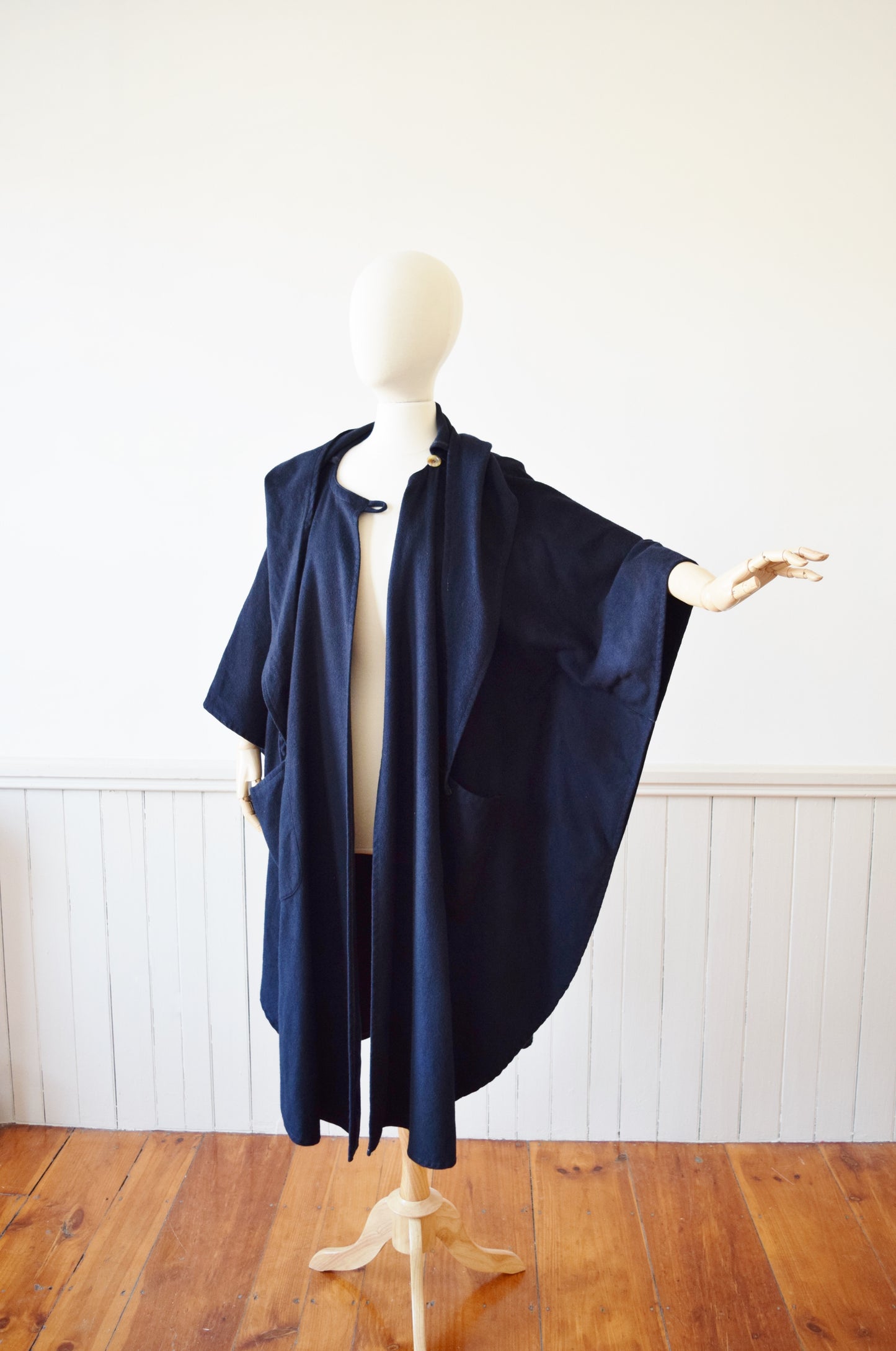 1970s Cashmere/Wool Blend Hooded Cloak | OS