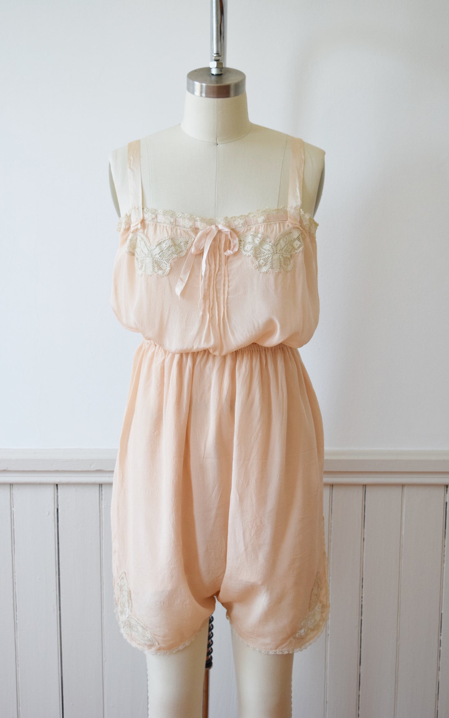 1920s Blush Silk Step-in and Tap Pants Set with Crochet Butterfly Insets