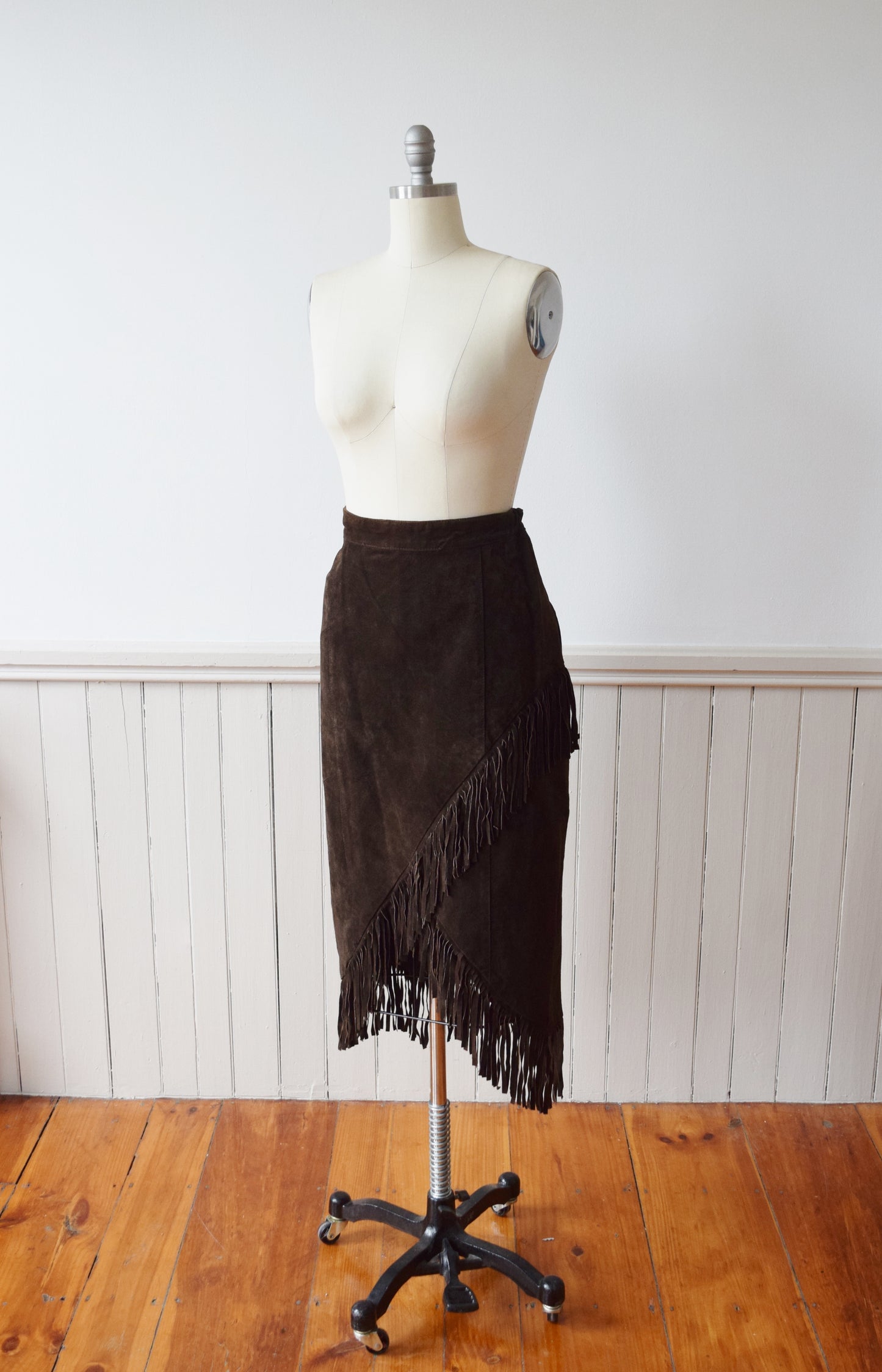 Vintage Chocolate Brown Suede Fringe Skirt | L-XL