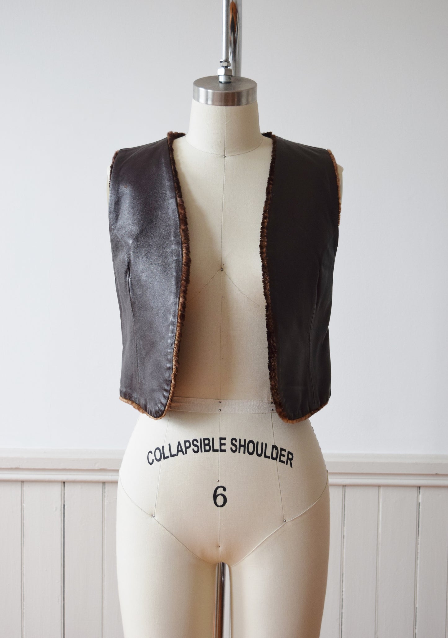 1970s Fur Lined Leather Vest | XS/S