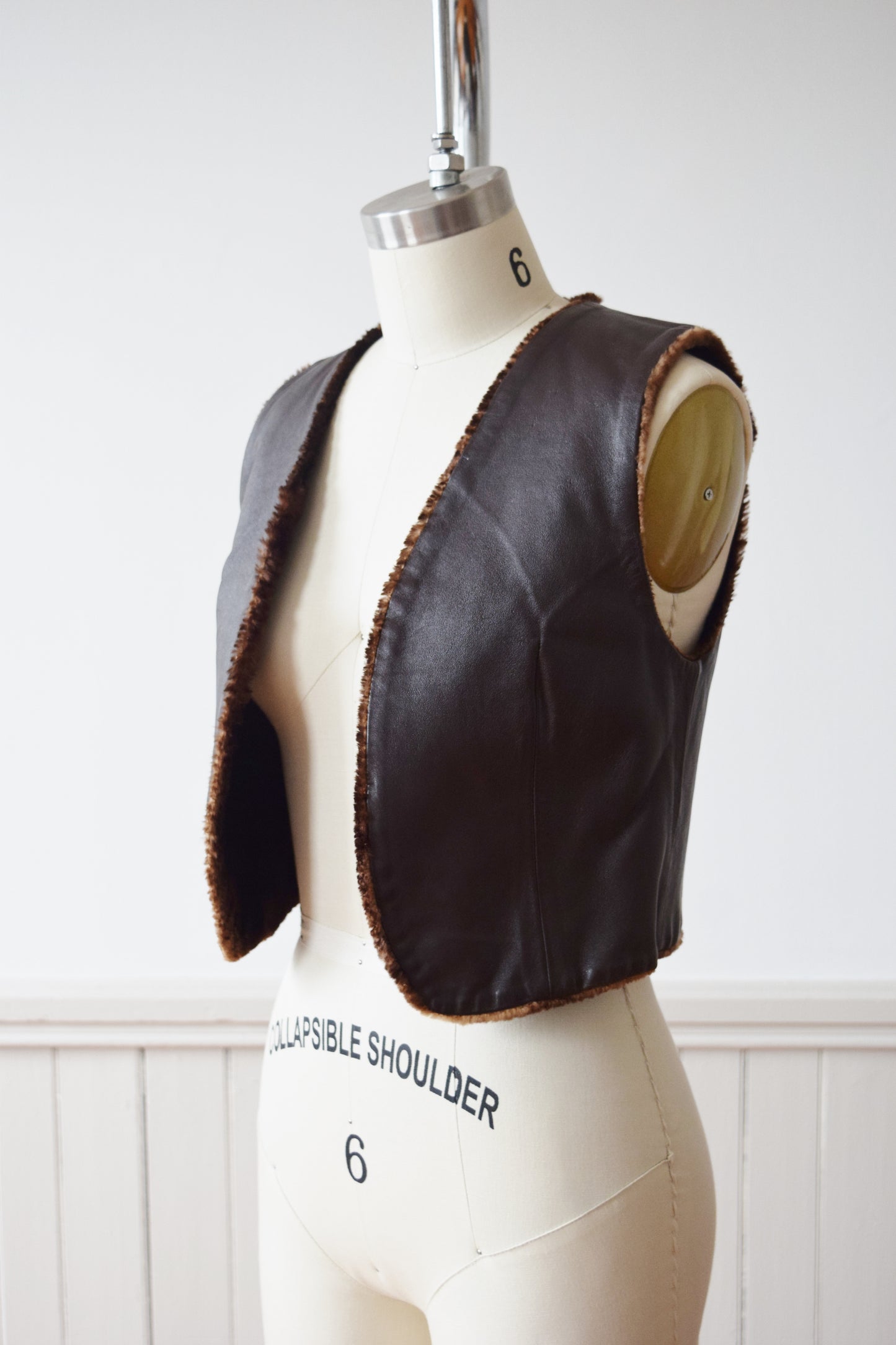 1970s Fur Lined Leather Vest | XS/S