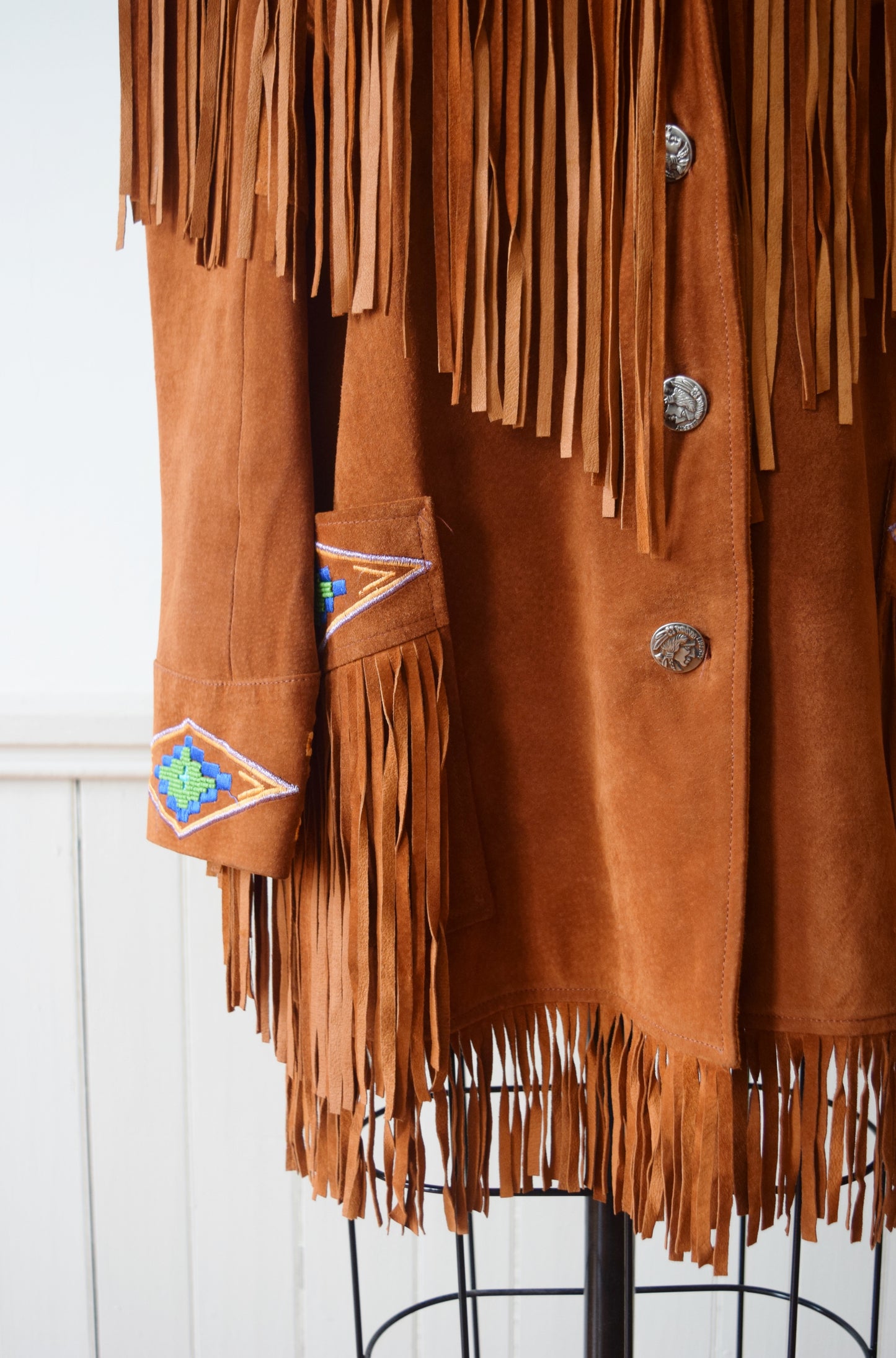 1980s Westernwear Inspired Fringe-tastic Suede Jacket | Tall L