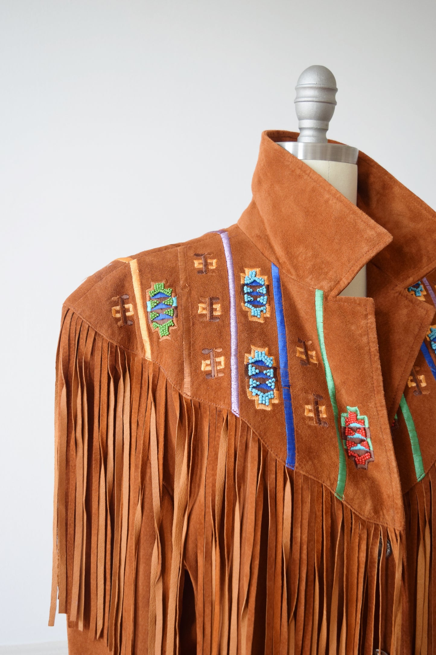 1980s Westernwear Inspired Fringe-tastic Suede Jacket | Tall L