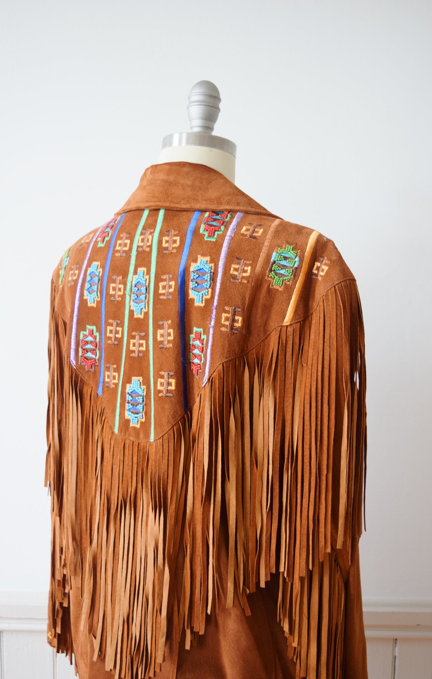 1980s Westernwear Inspired Fringe-tastic Suede Jacket | Tall L