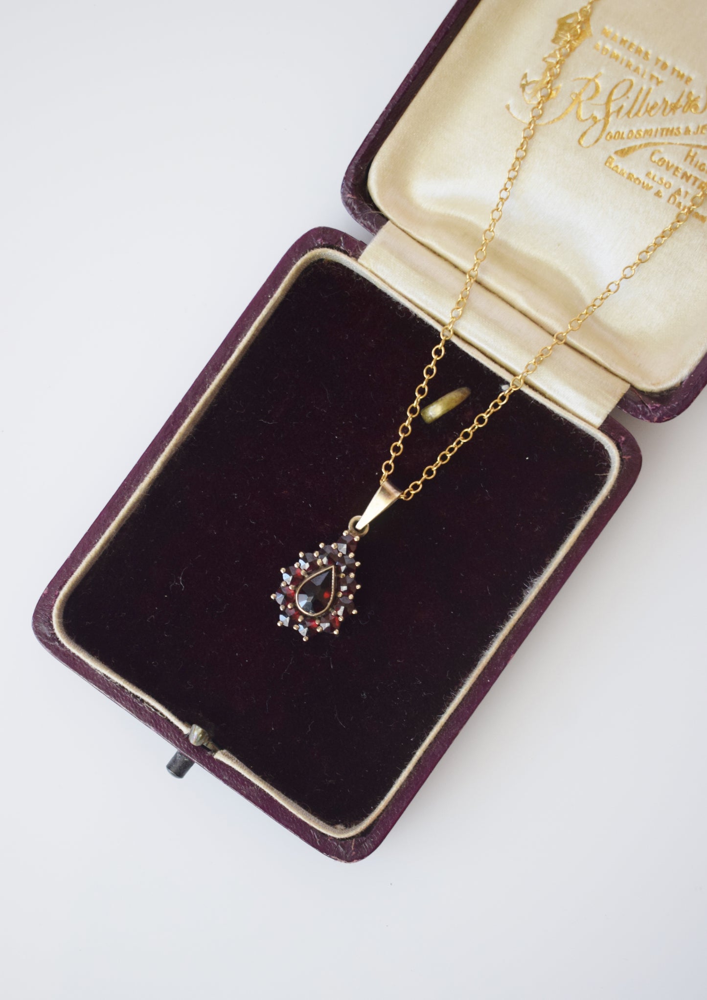 Vintage Bohemian Garnet Pendant Necklace