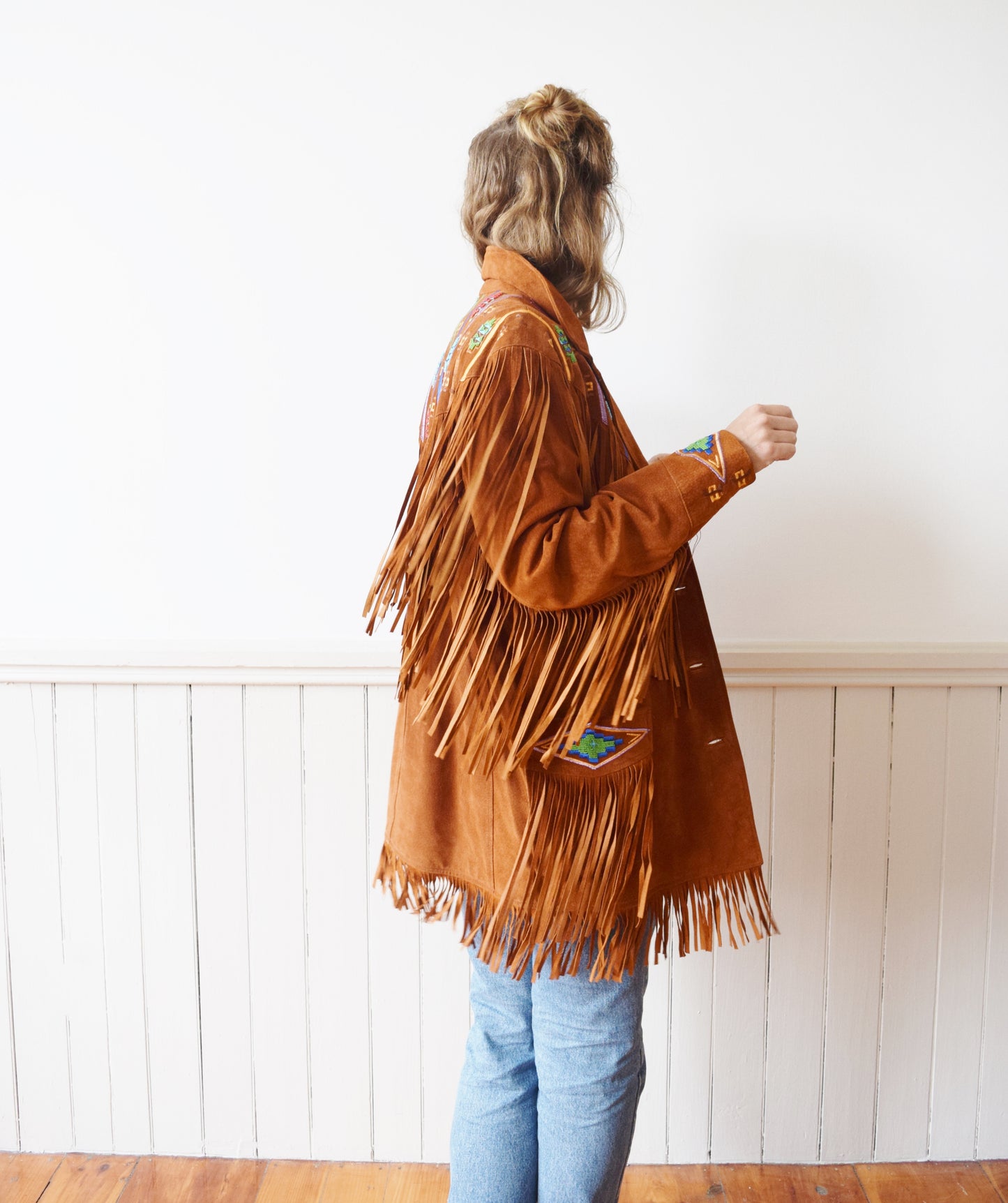 1980s Westernwear Inspired Fringe-tastic Suede Jacket | Tall L